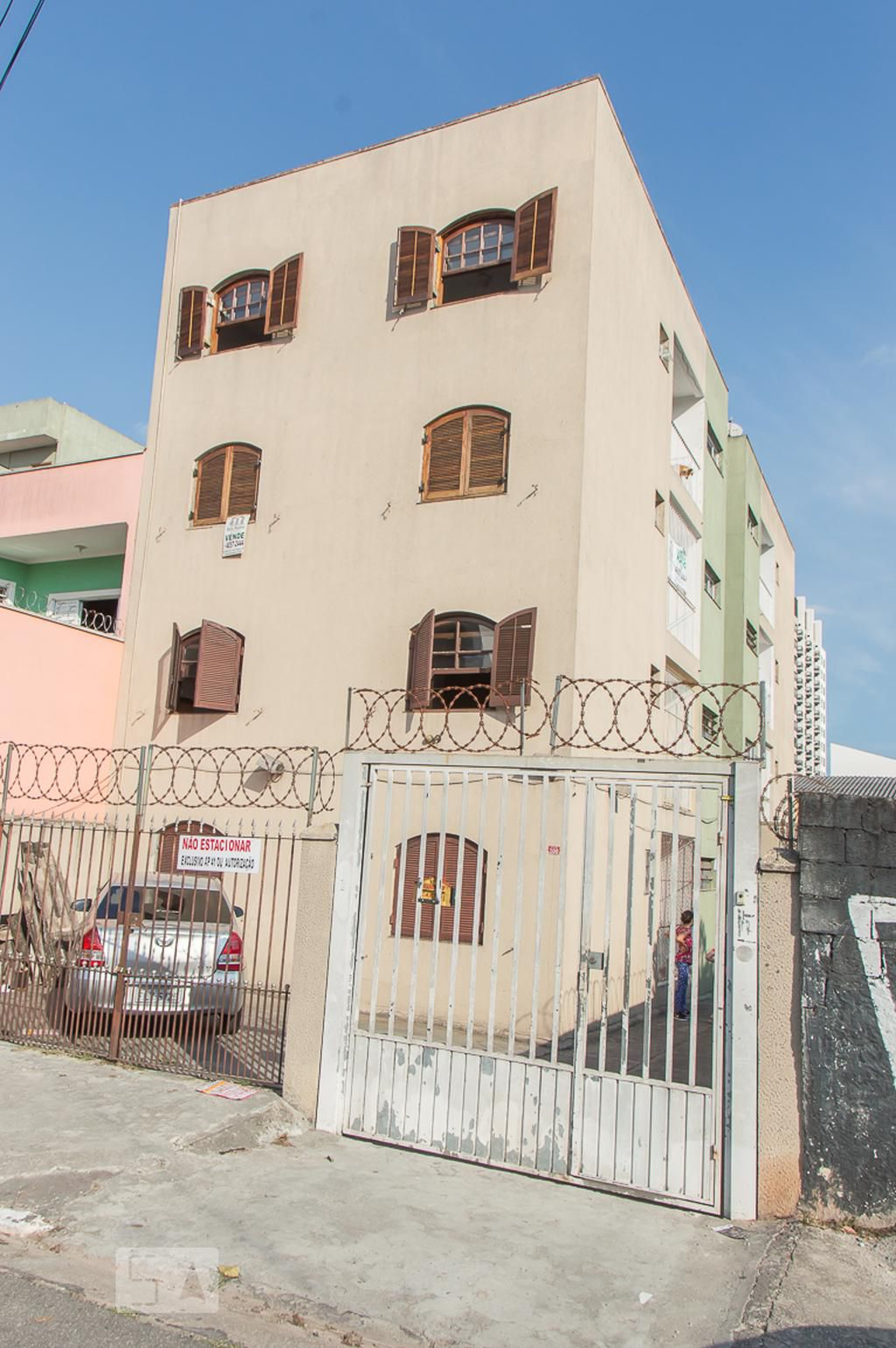 Fachada do Prédio Condomínio em Rua Salgado de Castro, 100
