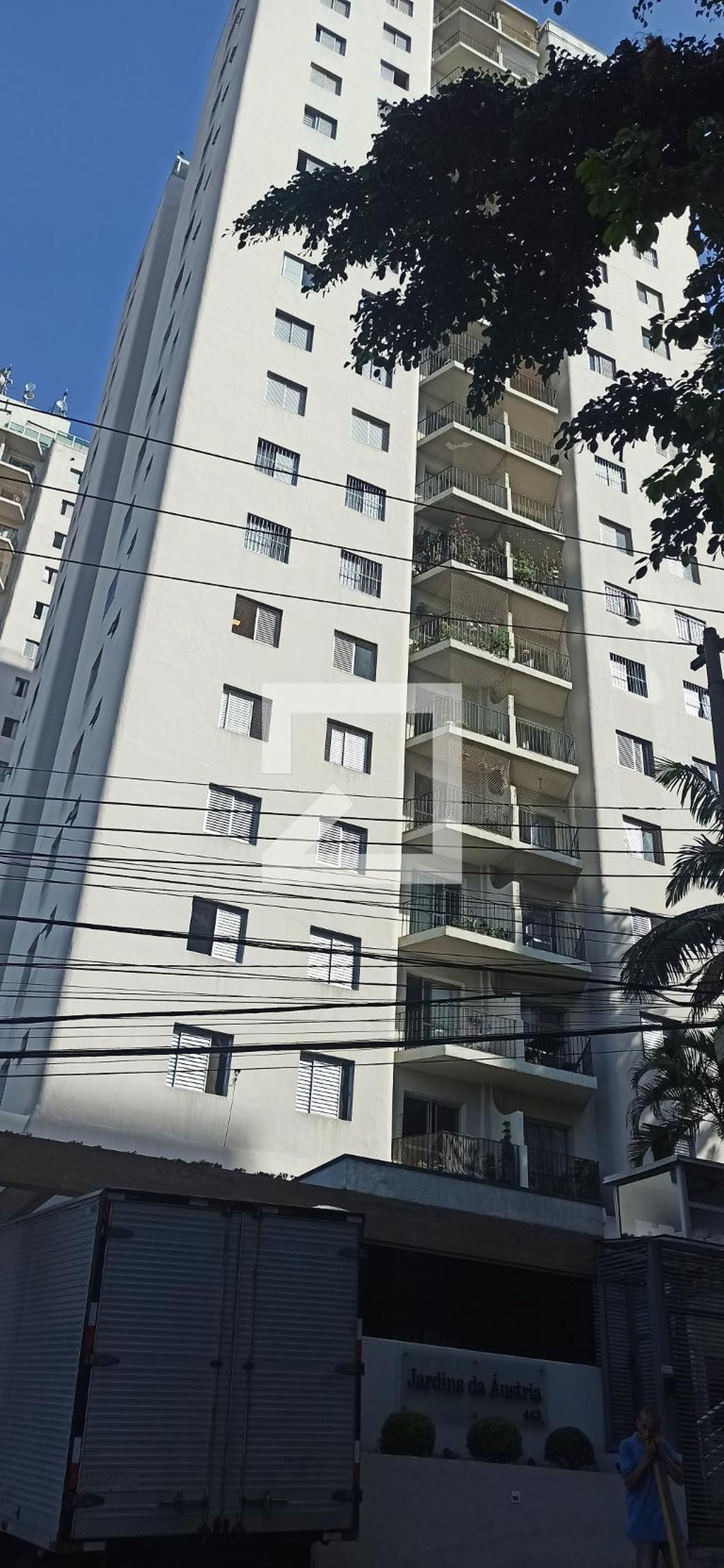 Fachada do Prédio Condomínio Jardins da Austria