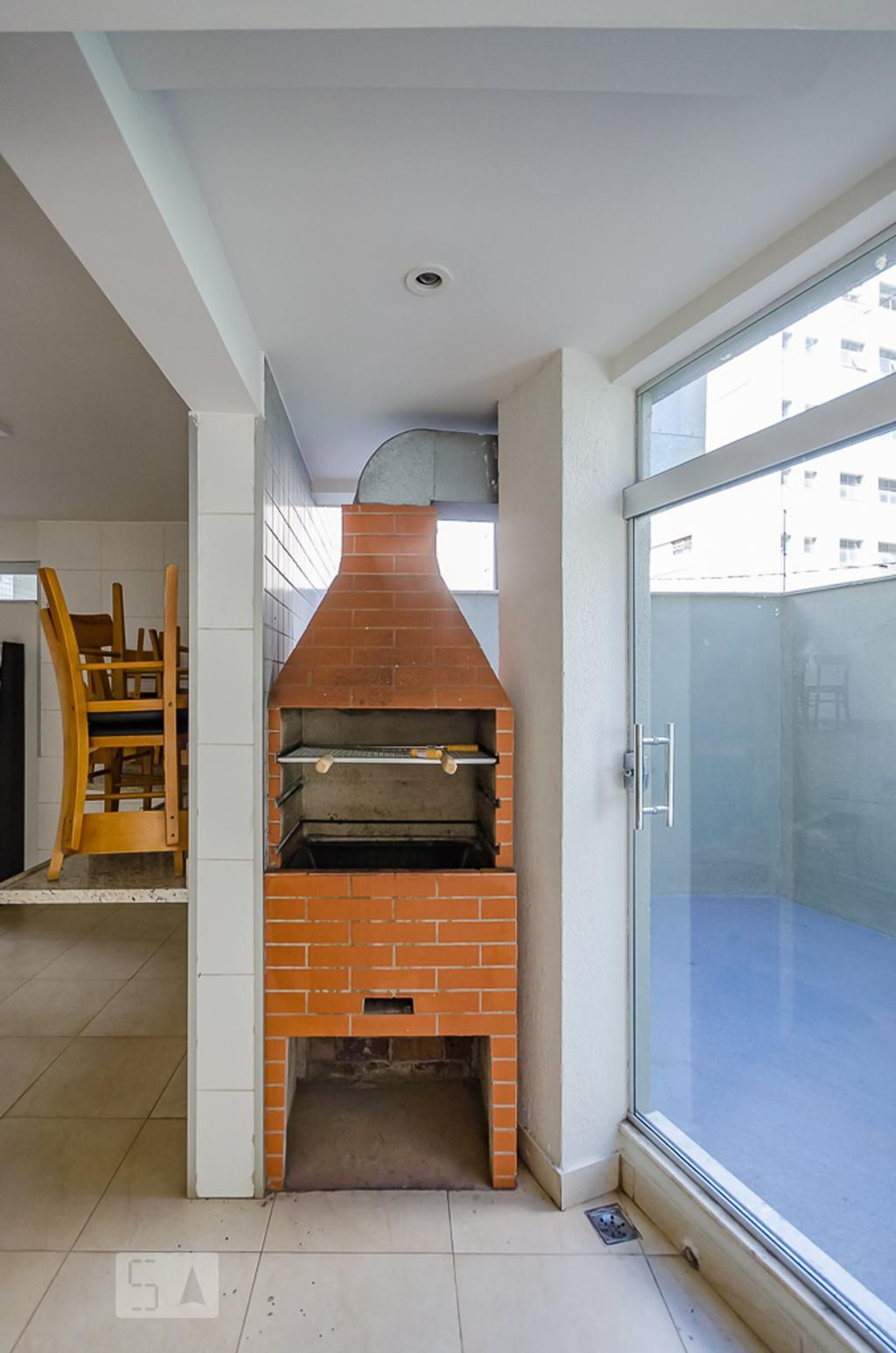 Churrasqueira Condomínio em Rua Vitório Magnavacca, 250