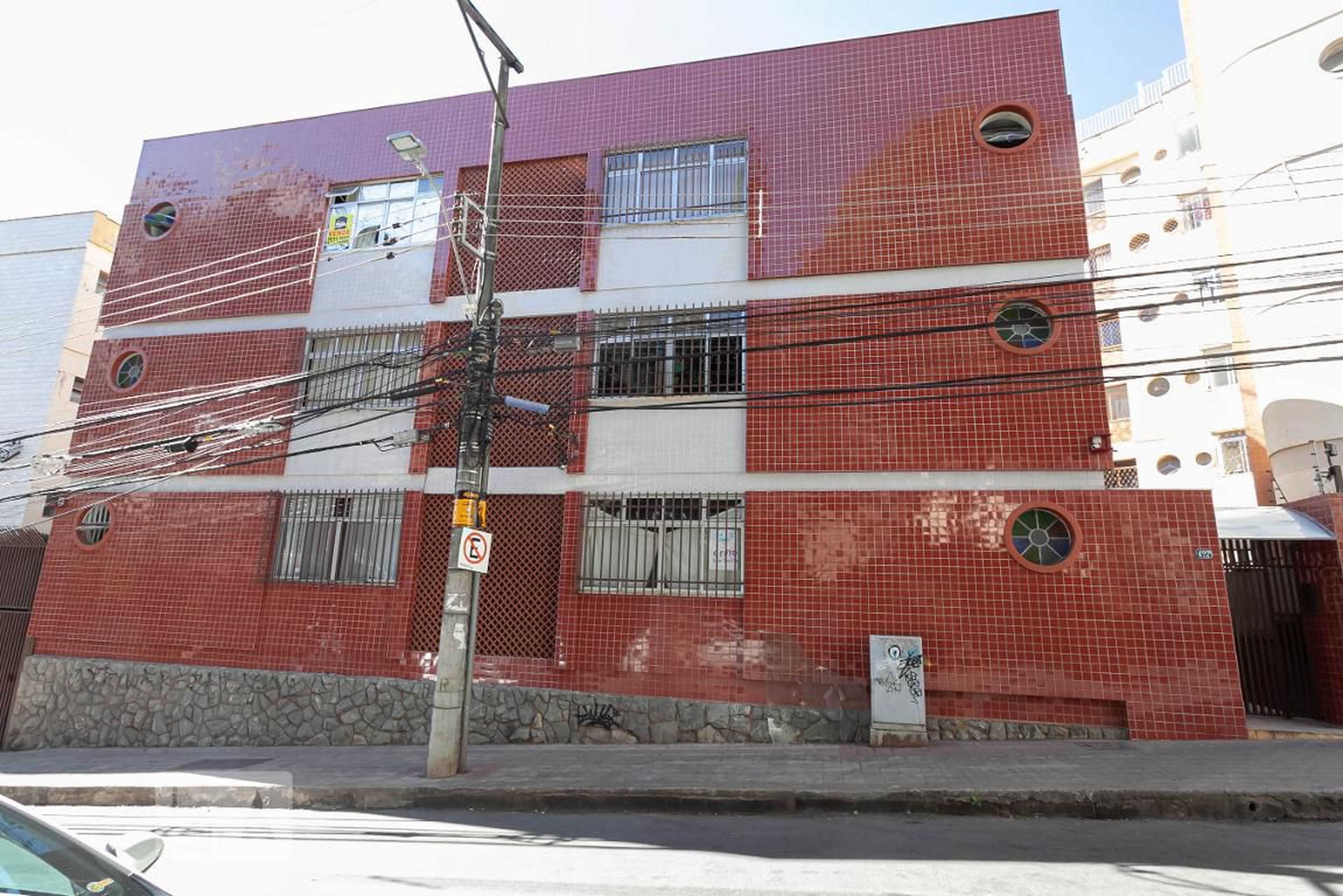 Fachada do prédio Condomínio El Greco