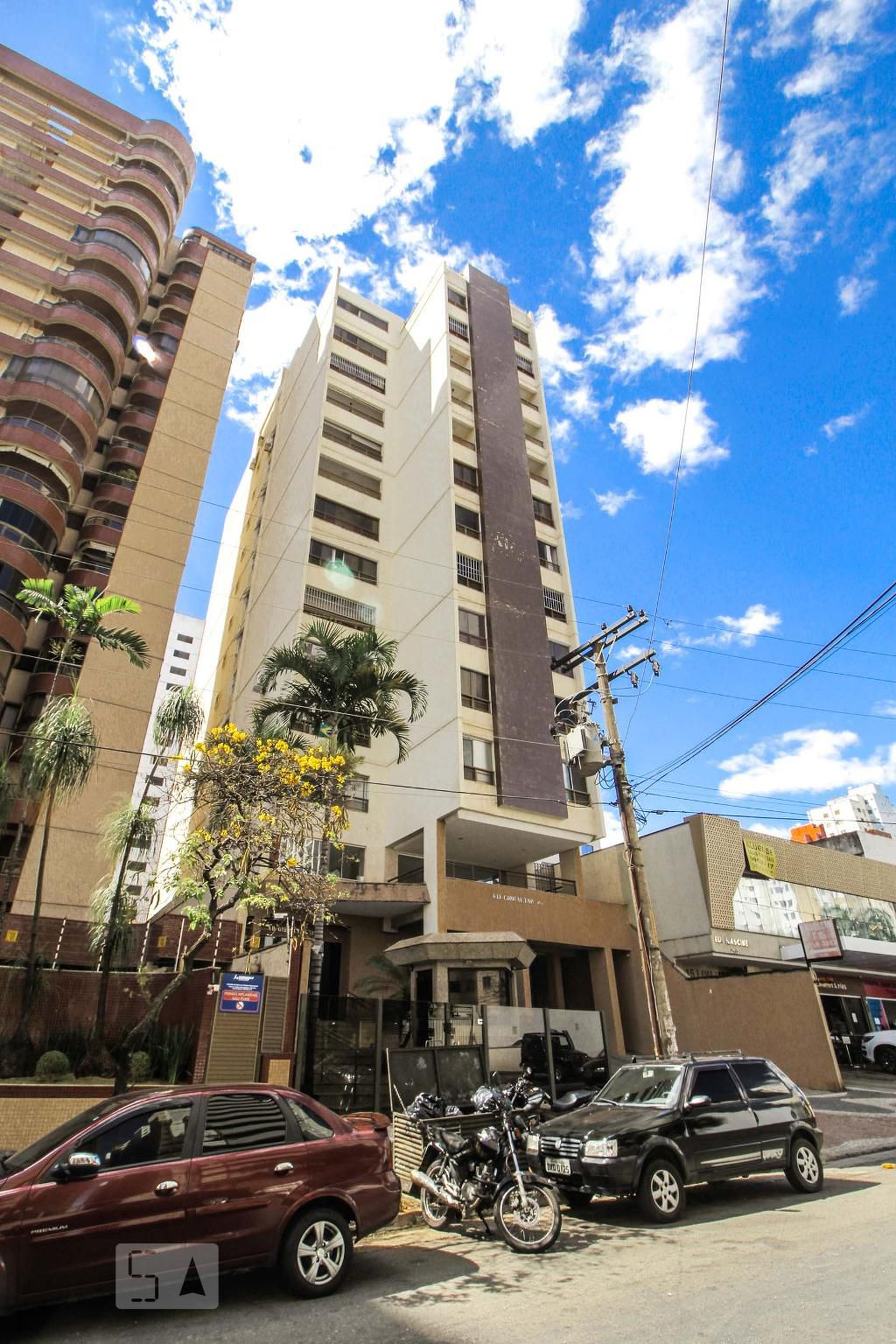 Fachada do Condomínio Edifício Gibraltar