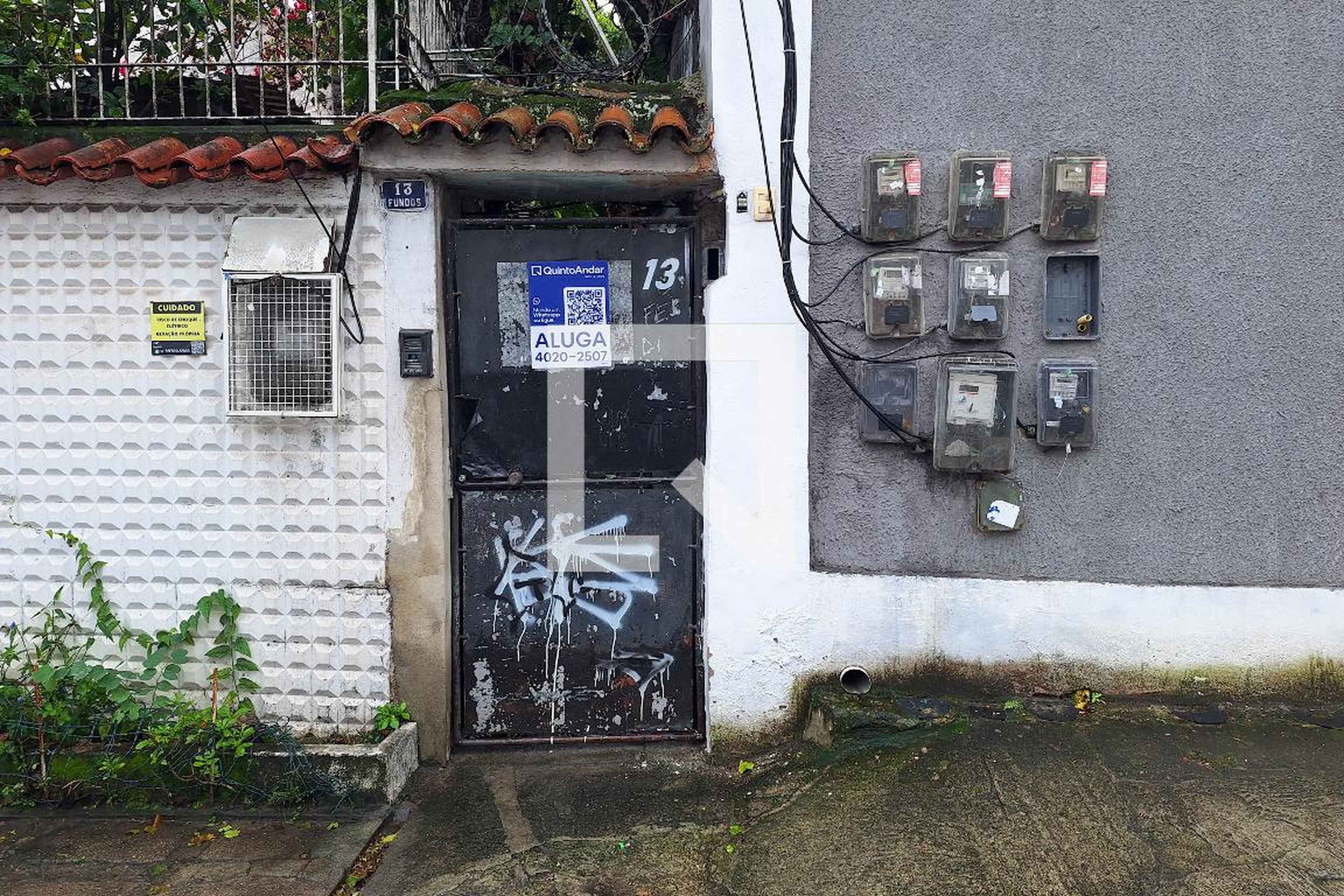 Fachada Condomínio em Rua Deputado Álvaro Fernandes, 13