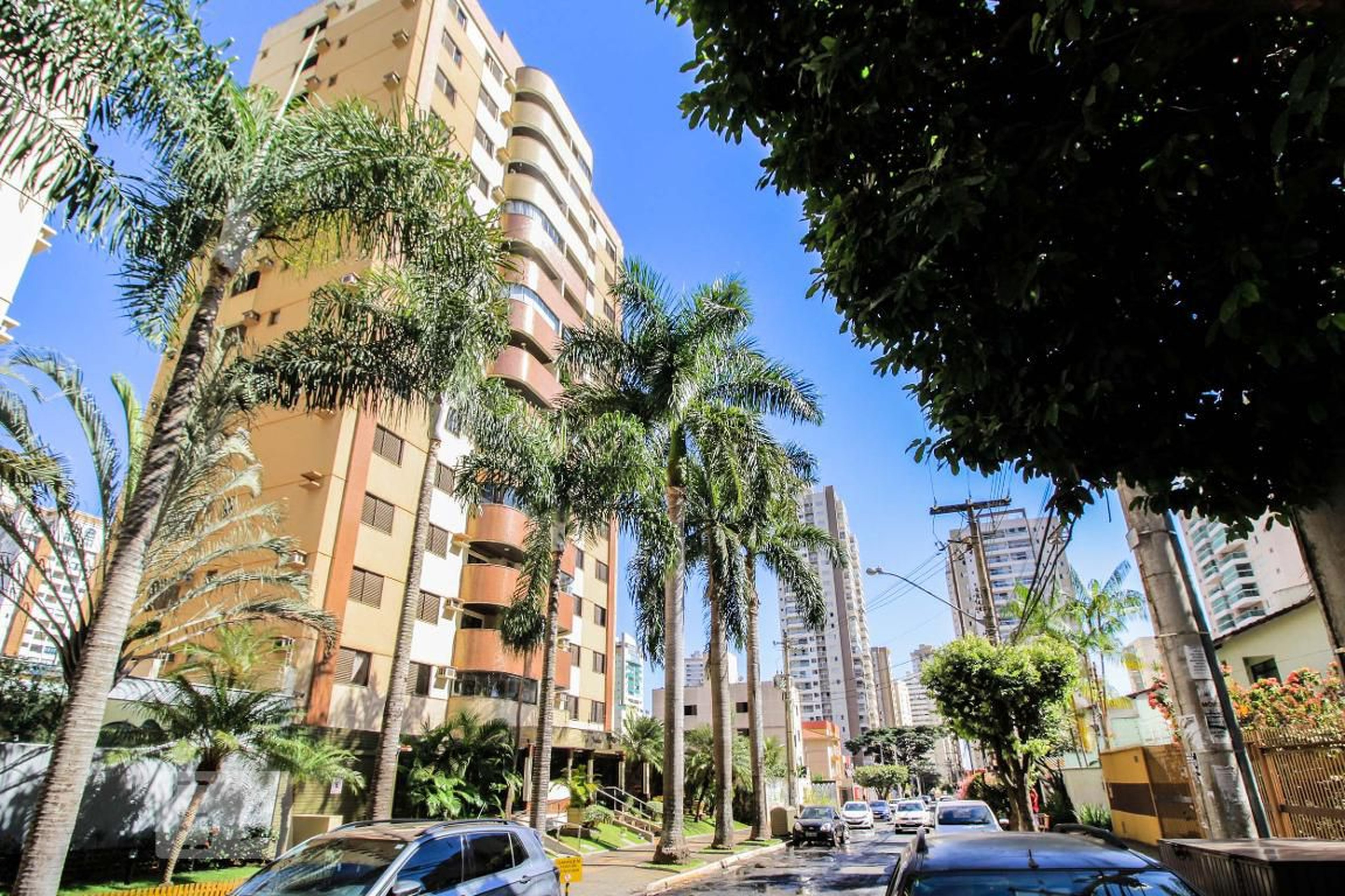 Fachada do Condomínio Condomínio em Rua 54, 316