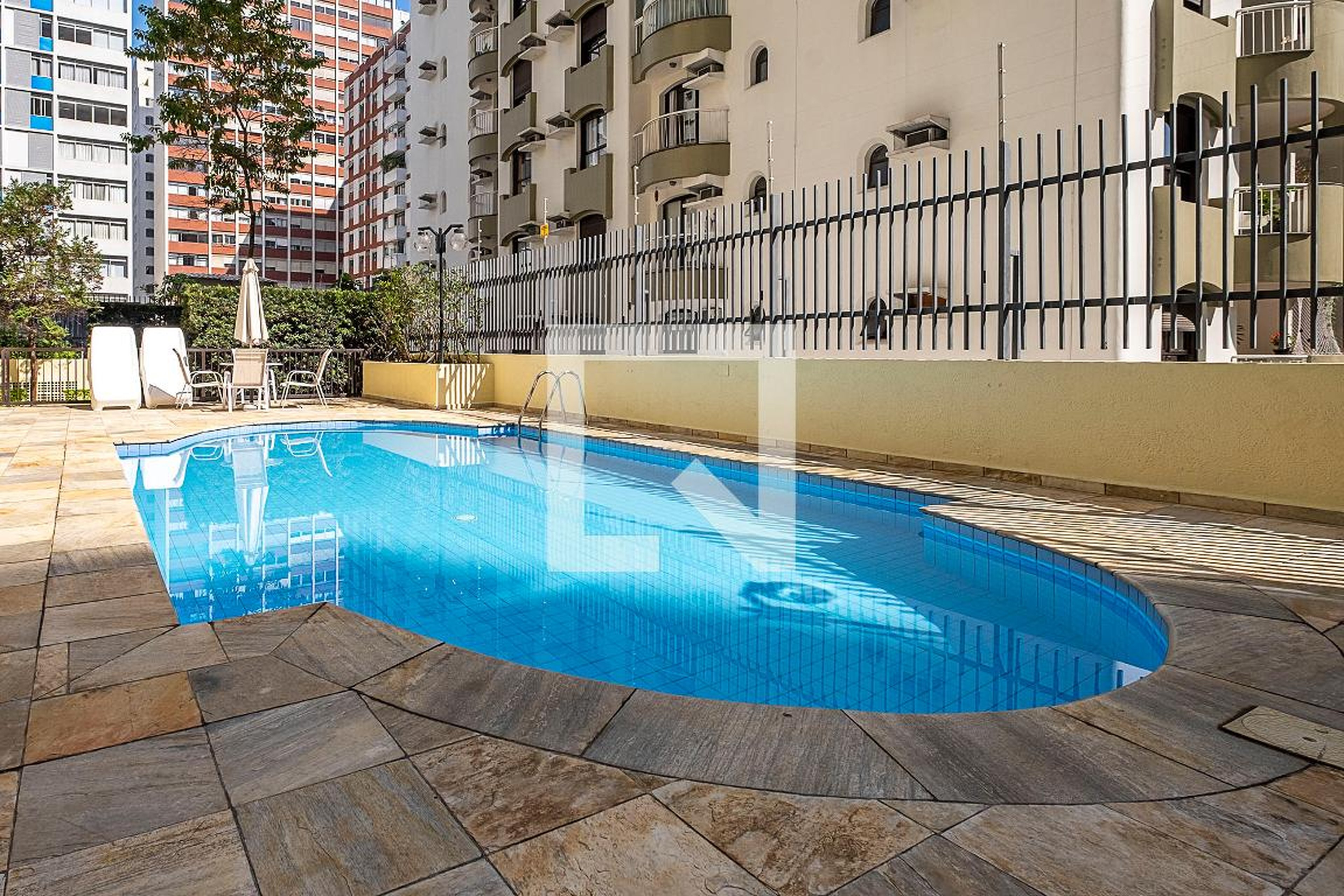 Piscina - Edifício Golden Garden