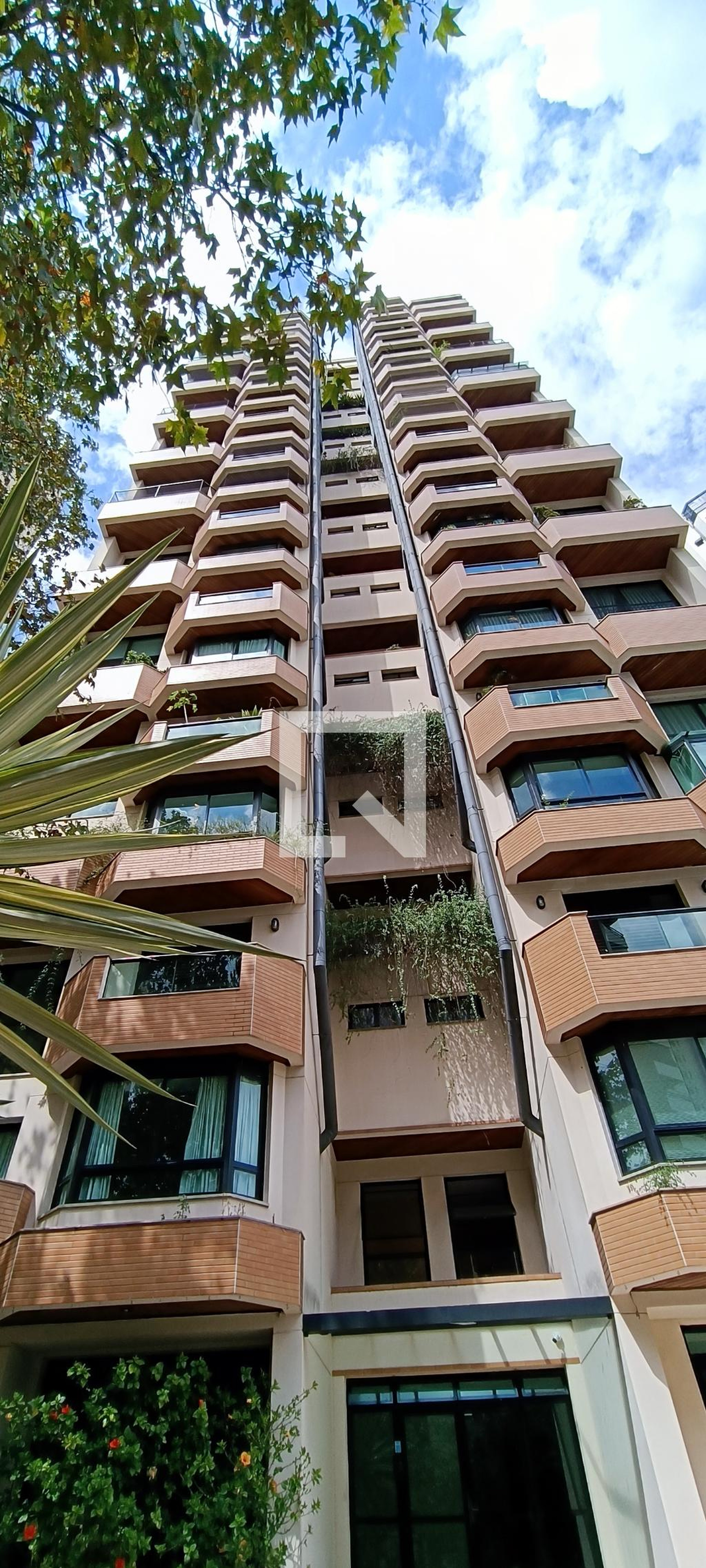 Fachada Condomínio Terraço Paulistano