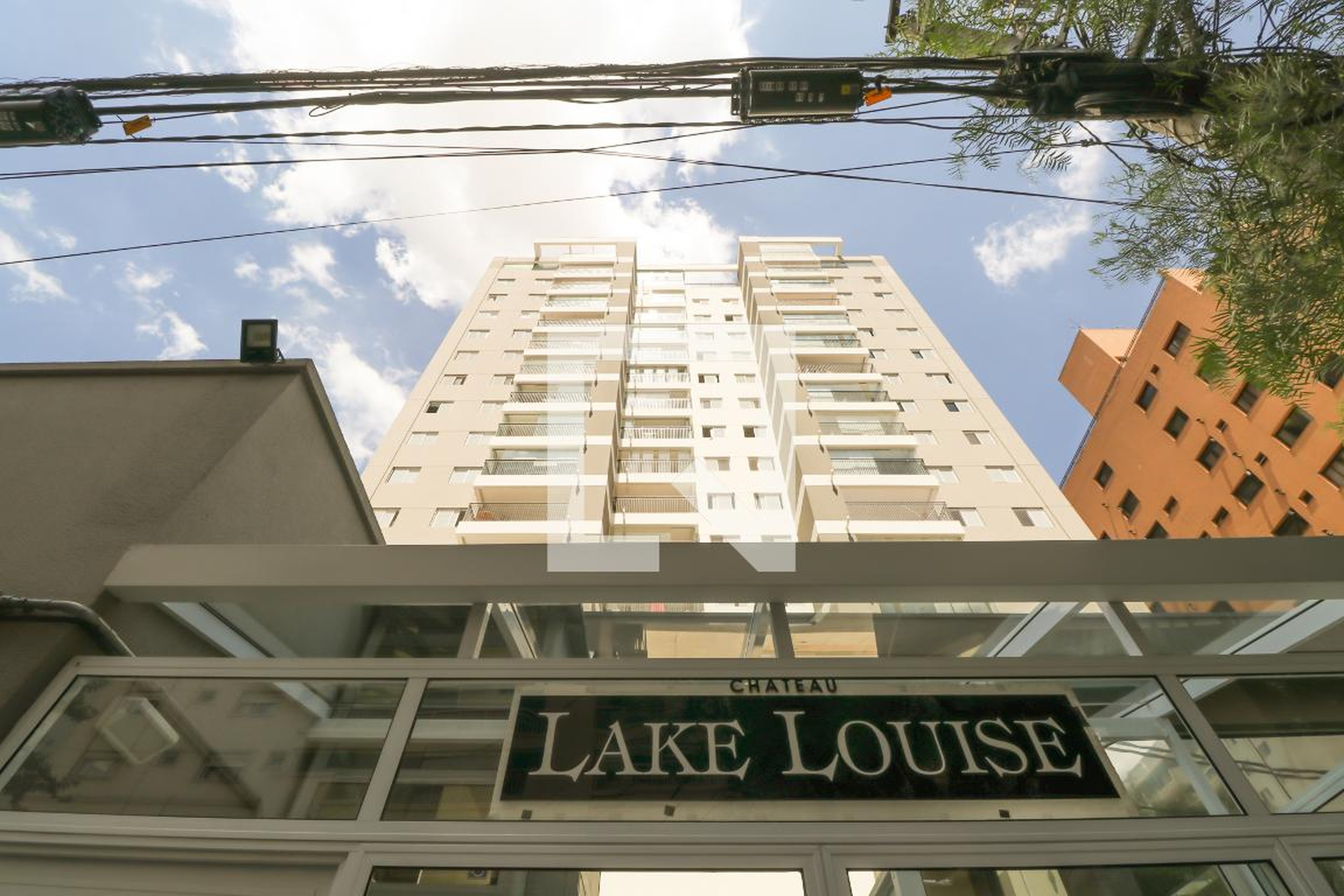 Fachada do Prédio Condomínio Chateau Lake Louise