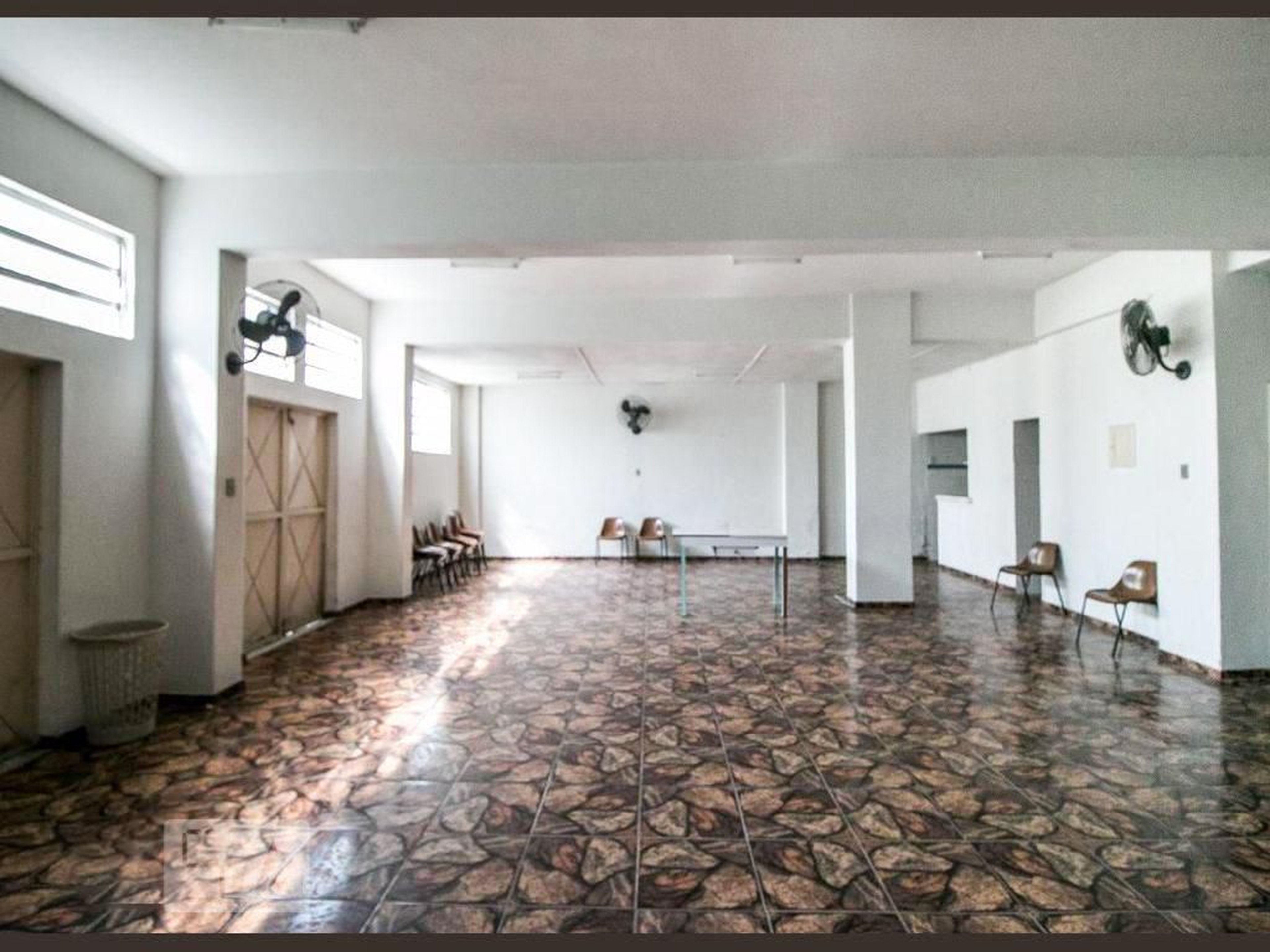 Área comum - Evaristo Martins