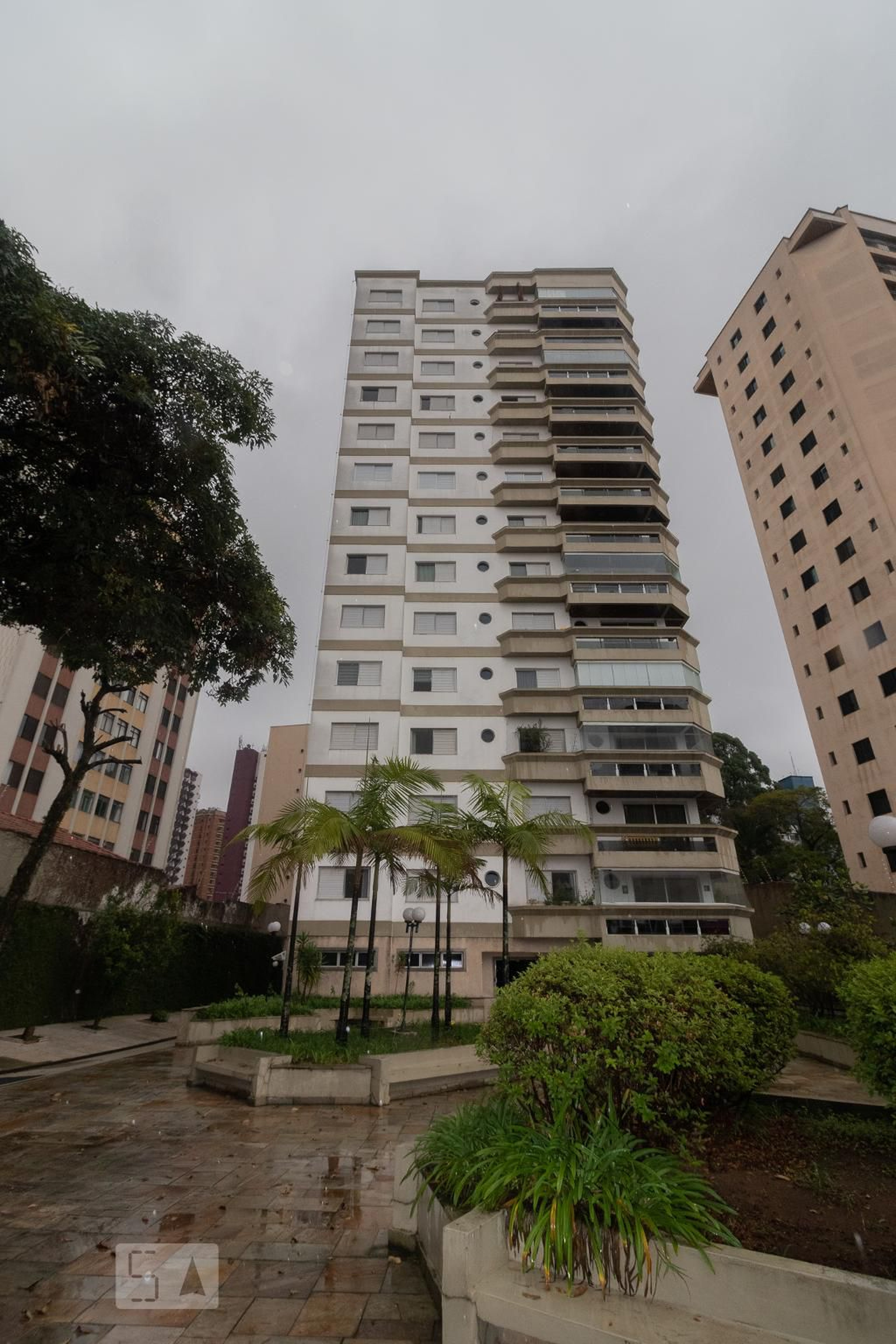 Edifício Condomínio Morada Tropical