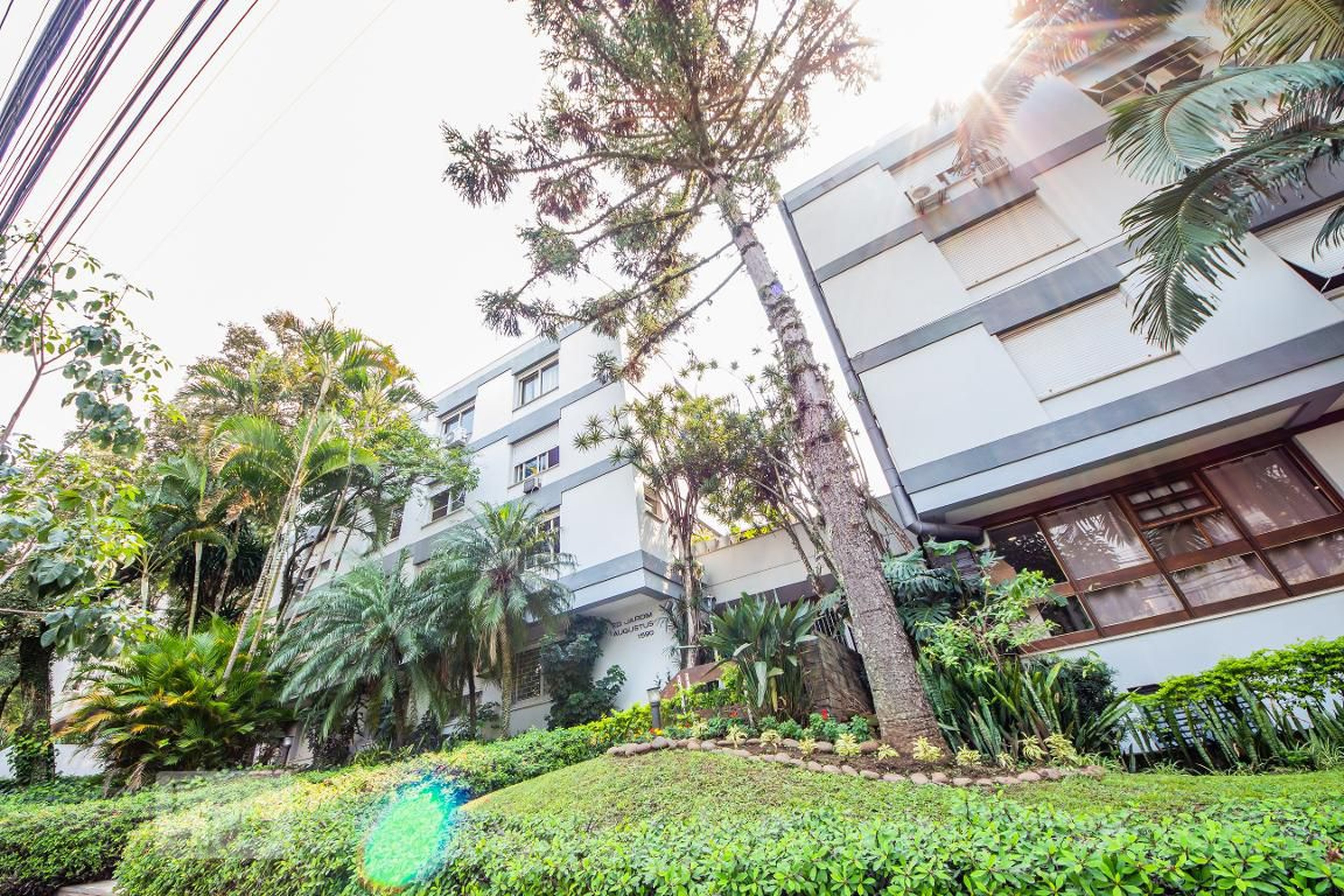 Fachada do Condomínio Condomínio Jardim Augustus