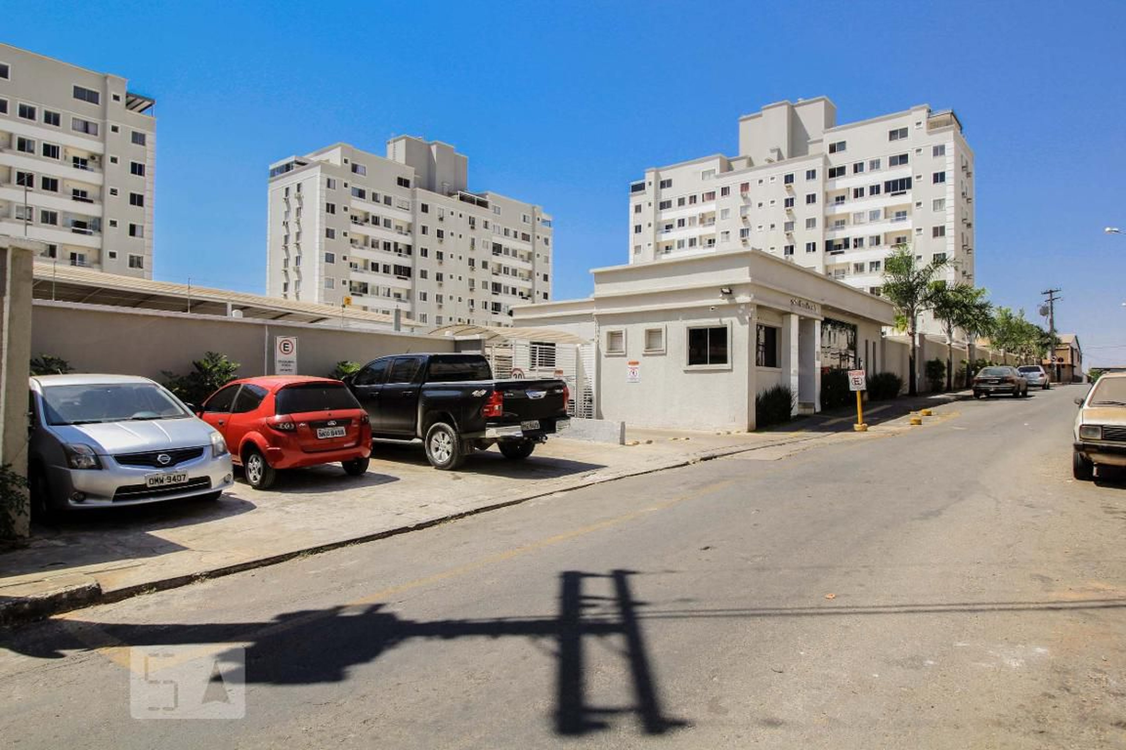 Fachada do Condomínio Residencial Ville Serra Dourada