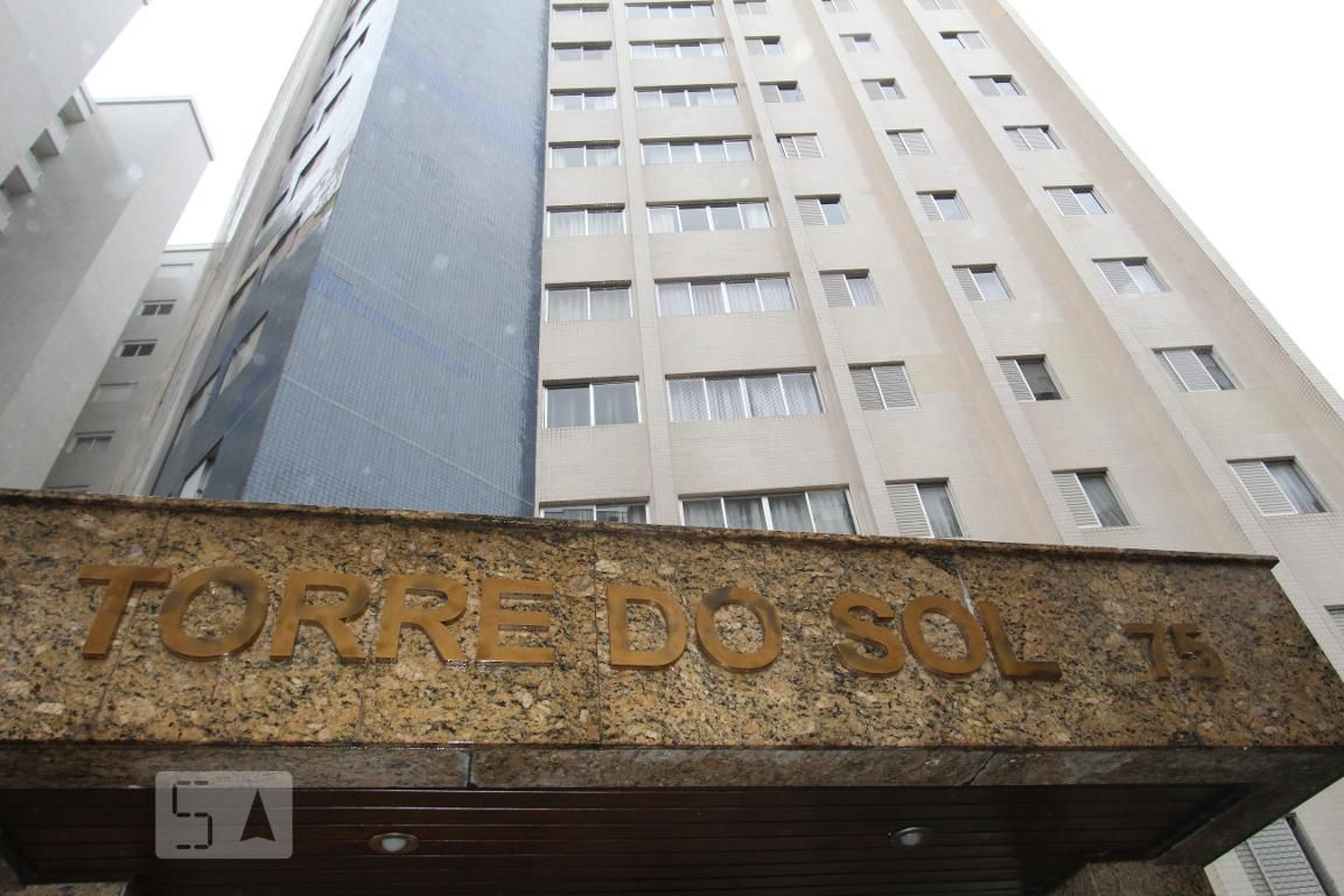 Fachada Edifício Torre do Sol