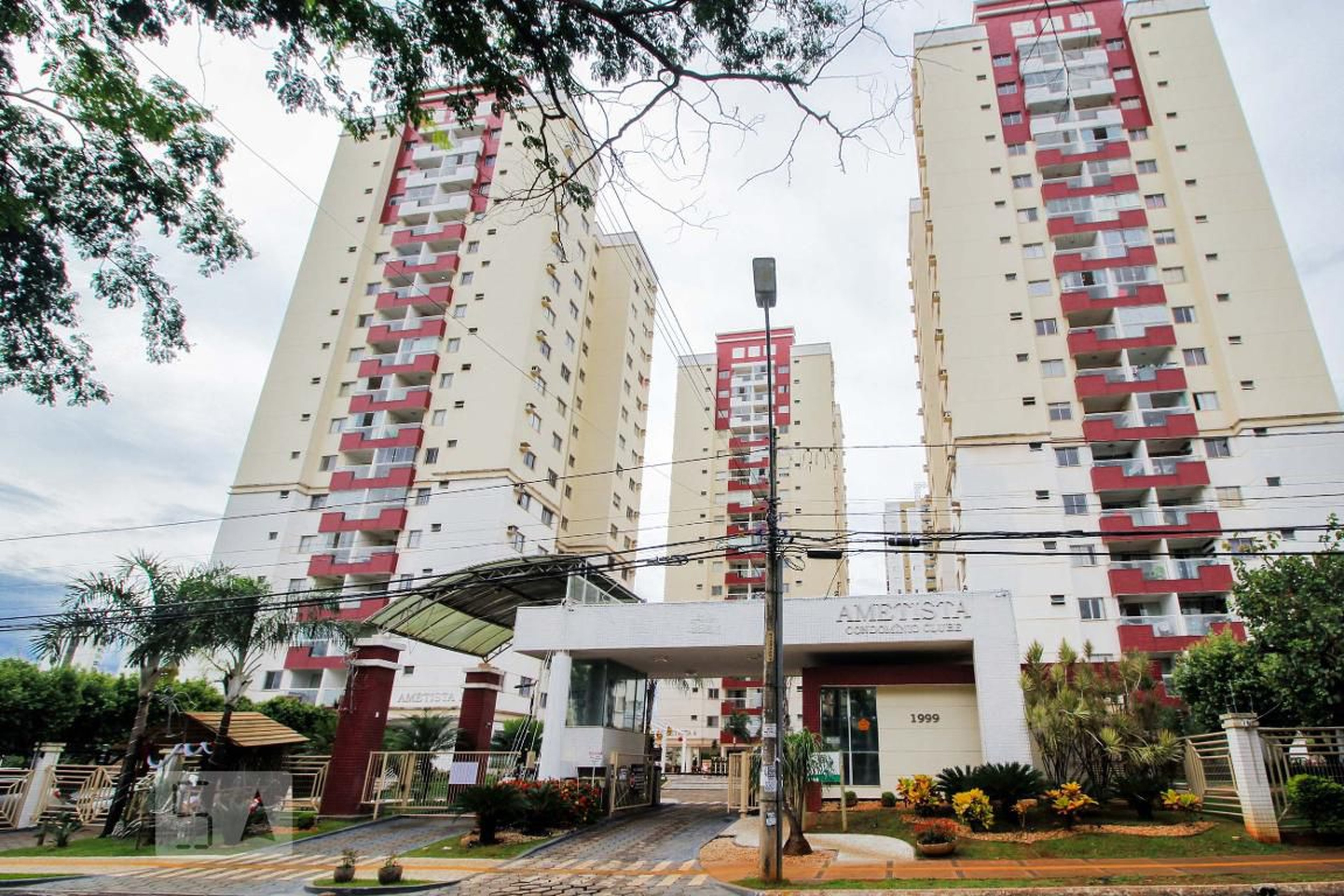 Fachada do Condomínio Condomínio Ametista