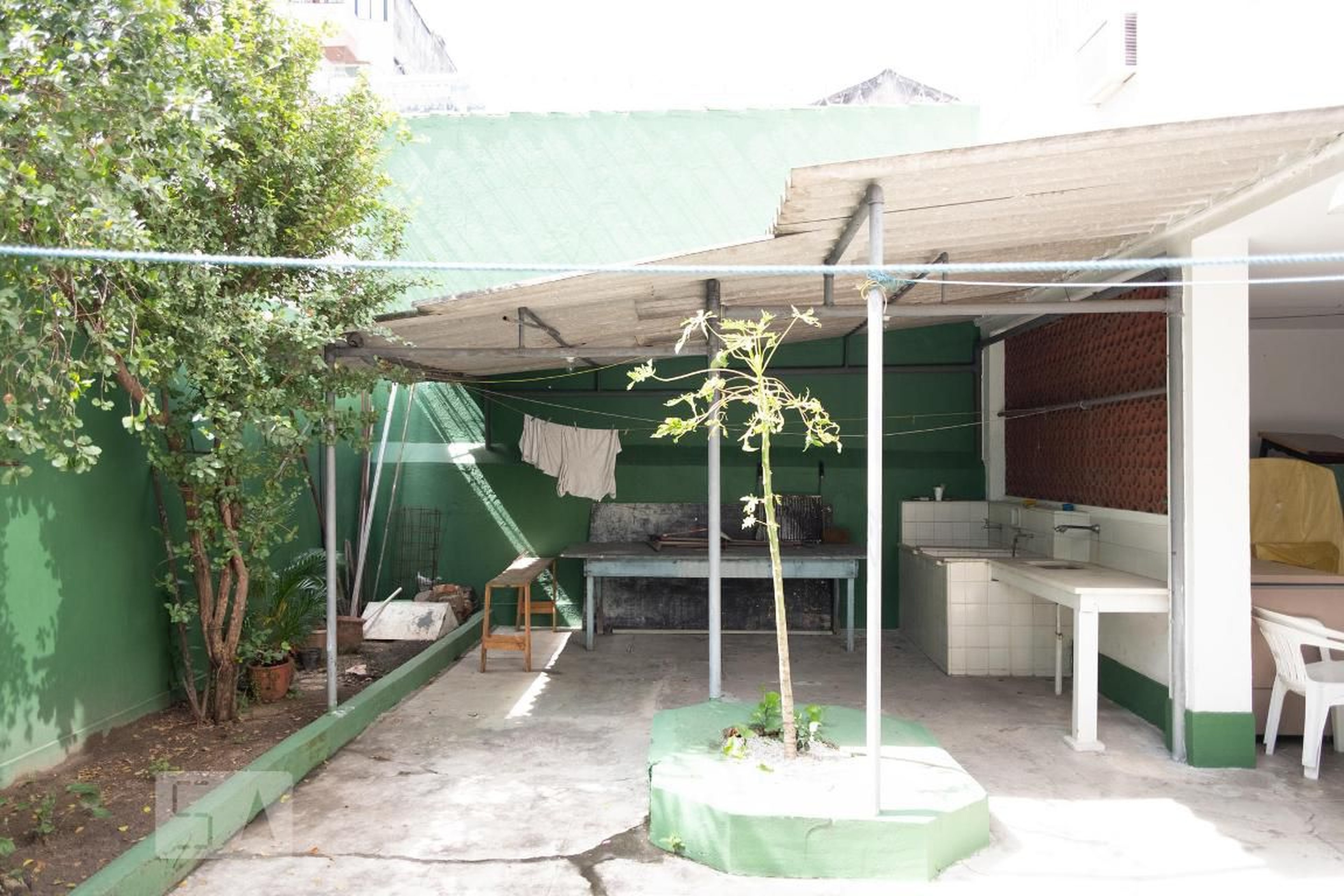 Área Comum Condomínio em Rua Juíz de Fora, 18