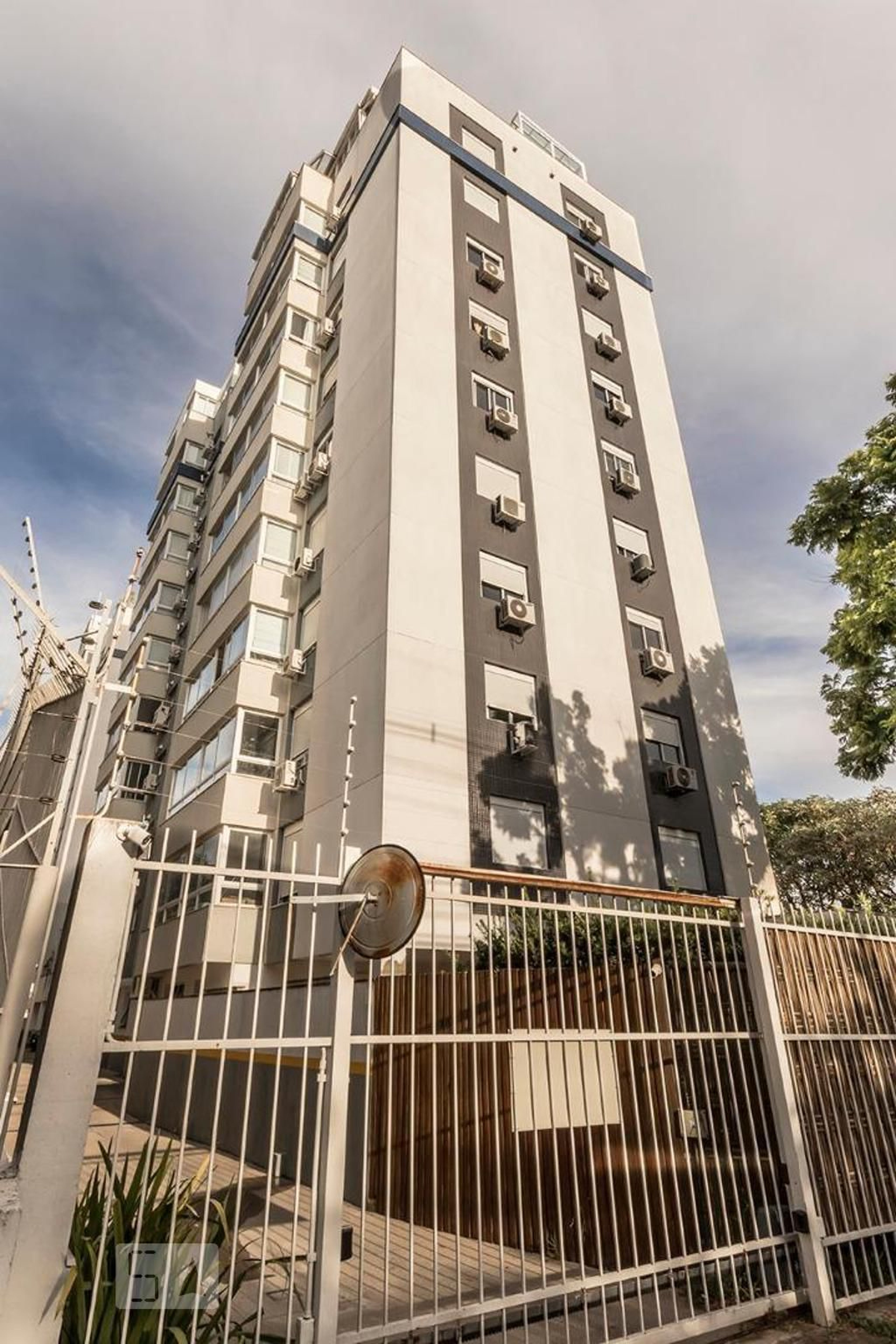 Fachada do Condomínio Condomínio My Way Belvedere