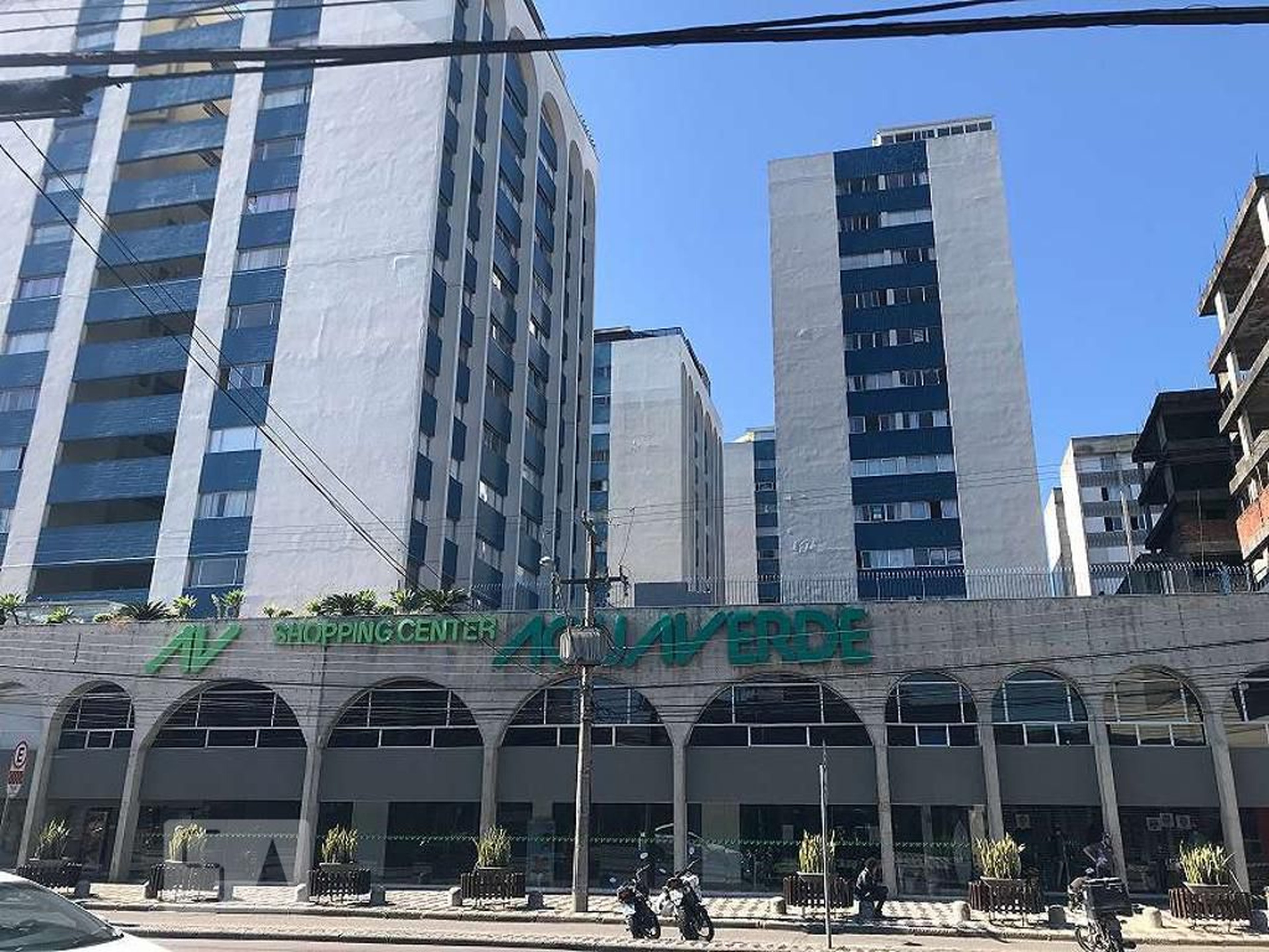 Fachada Condomínio em Rua Mato Grosso, 60