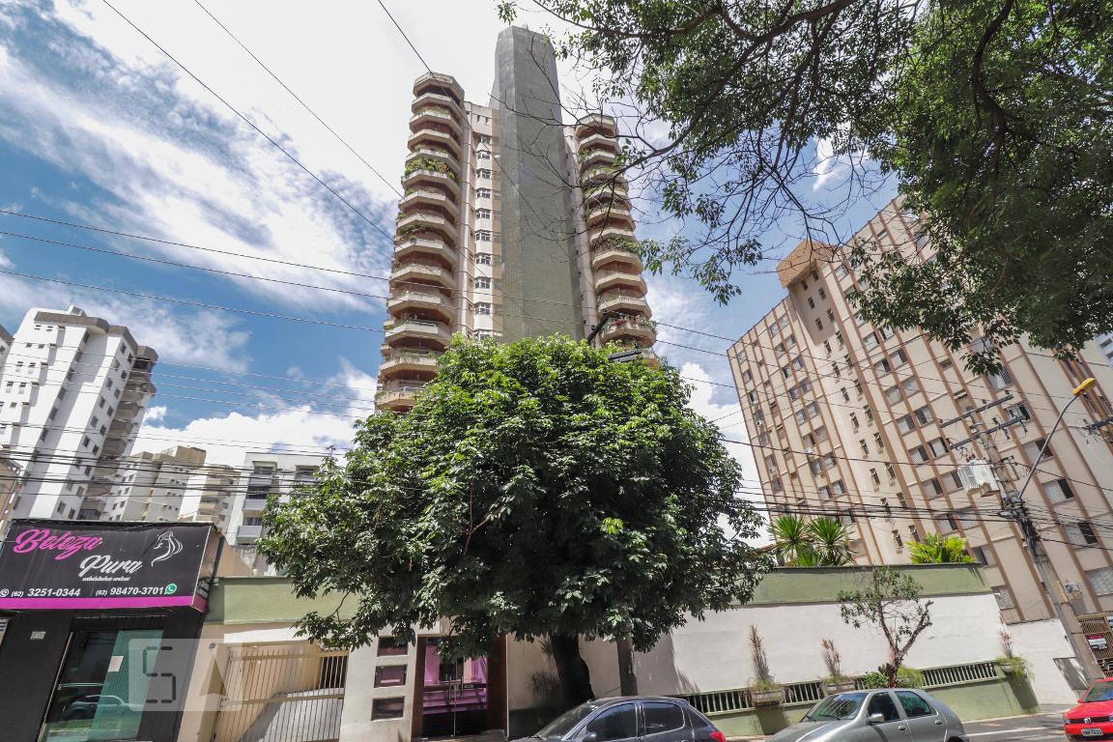 Fachada Condomínio Brasões de Portugal