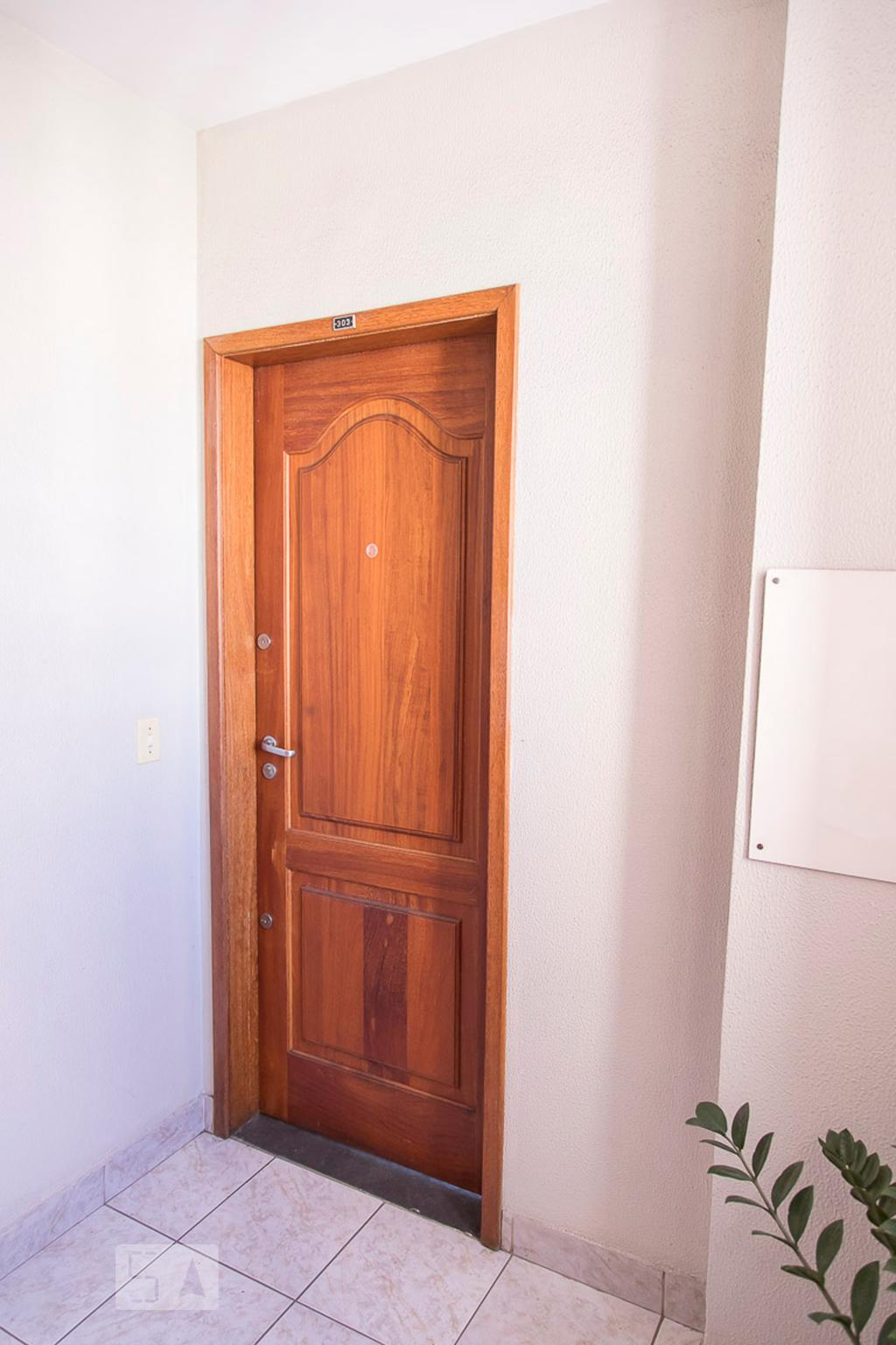 Hall de Entrada Condomínio Parque dos Hibiscos