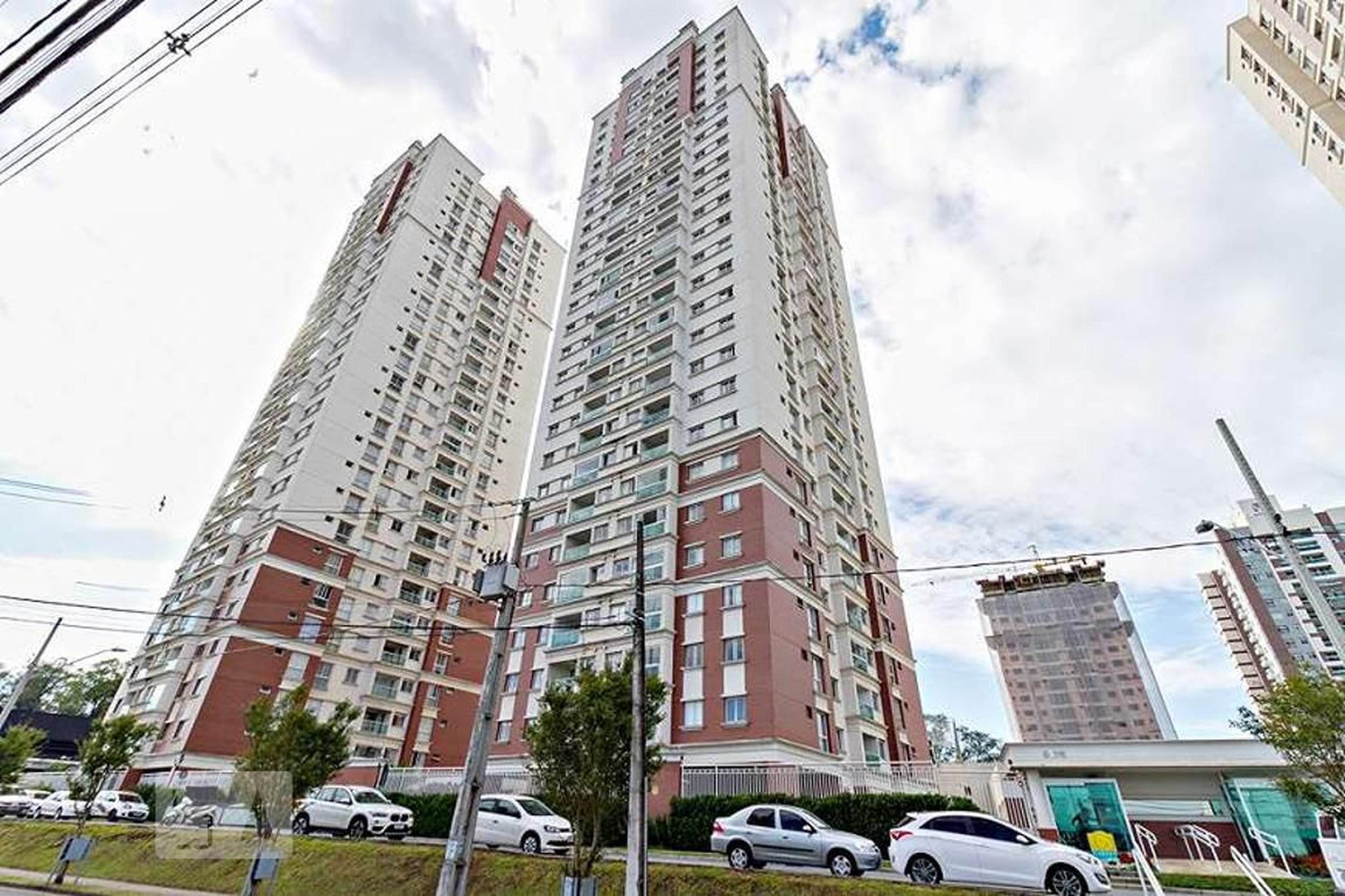 Fachada Condomínio Garden Parigot