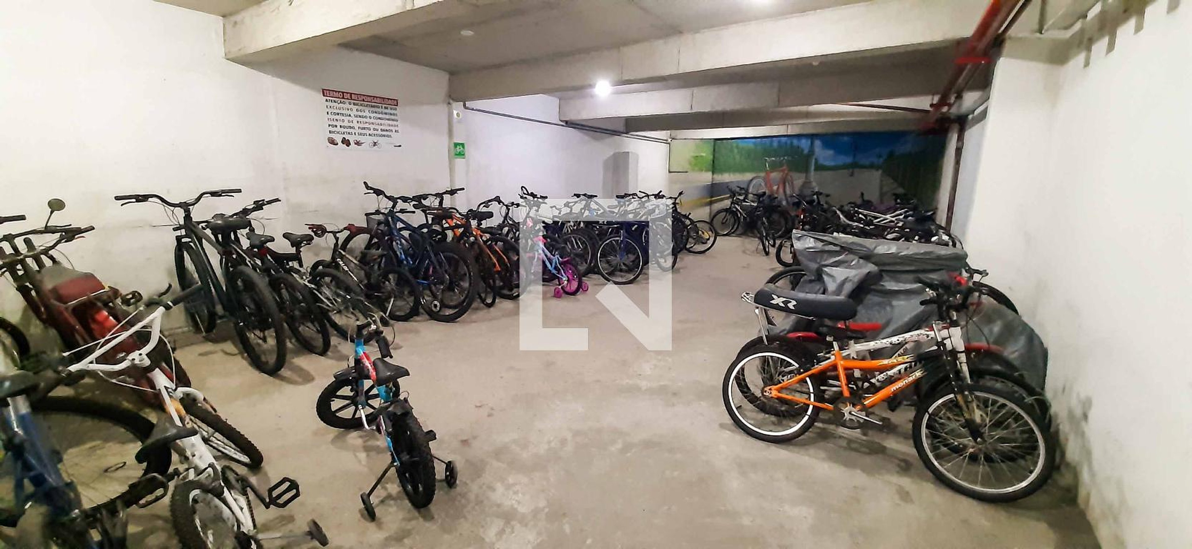 Bicicletário - Canada Residence