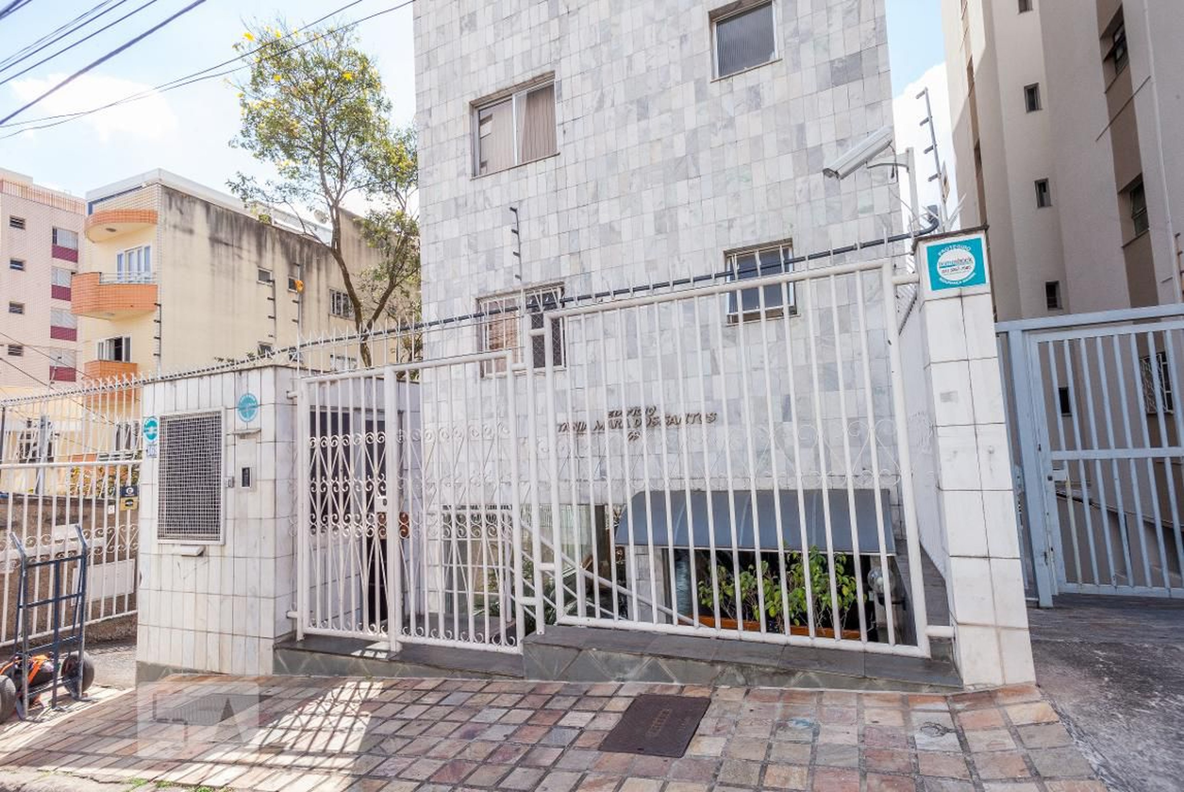 Fachada Condomínio Tania Mara