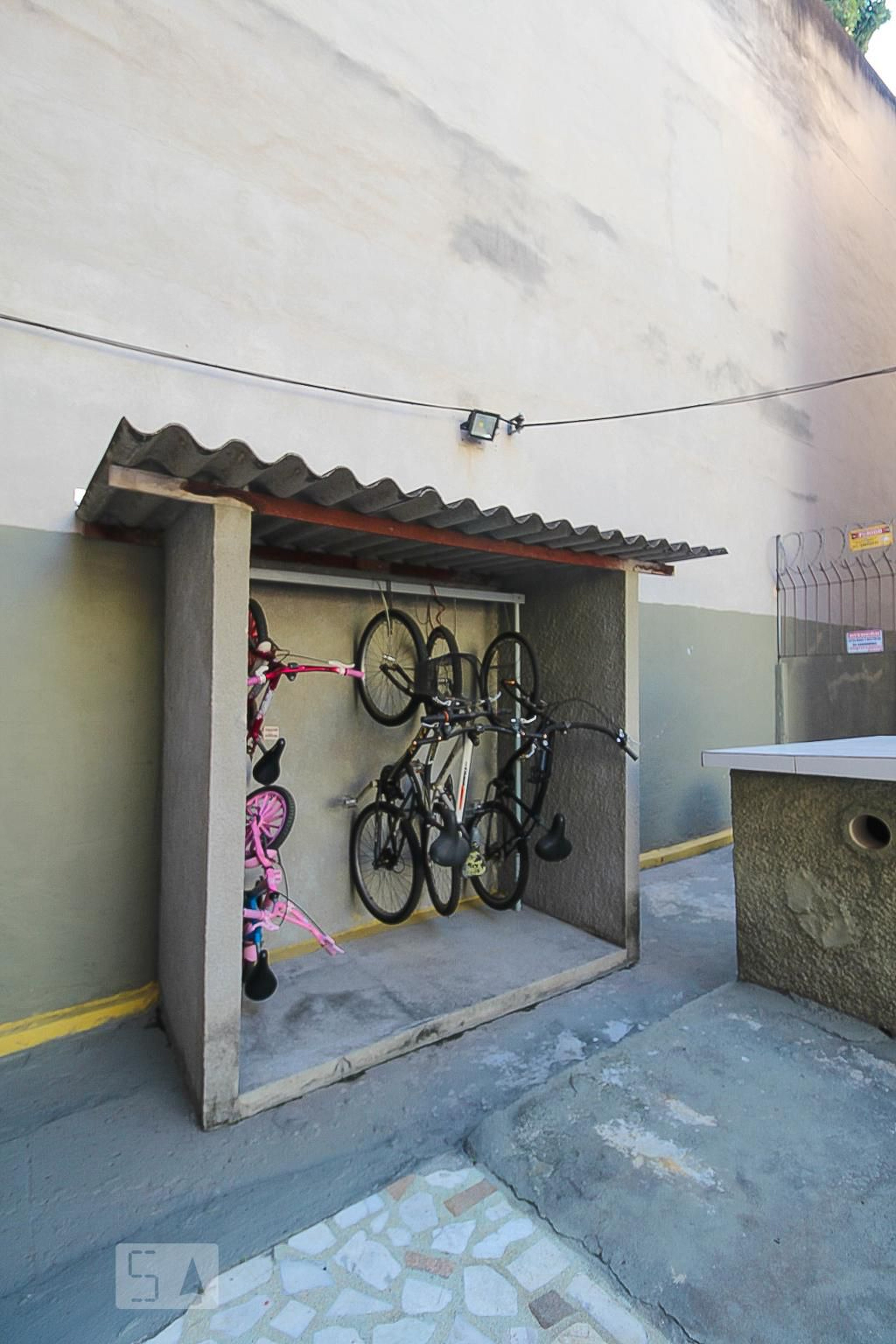 Bicicletário - João Lopes de Carvalho