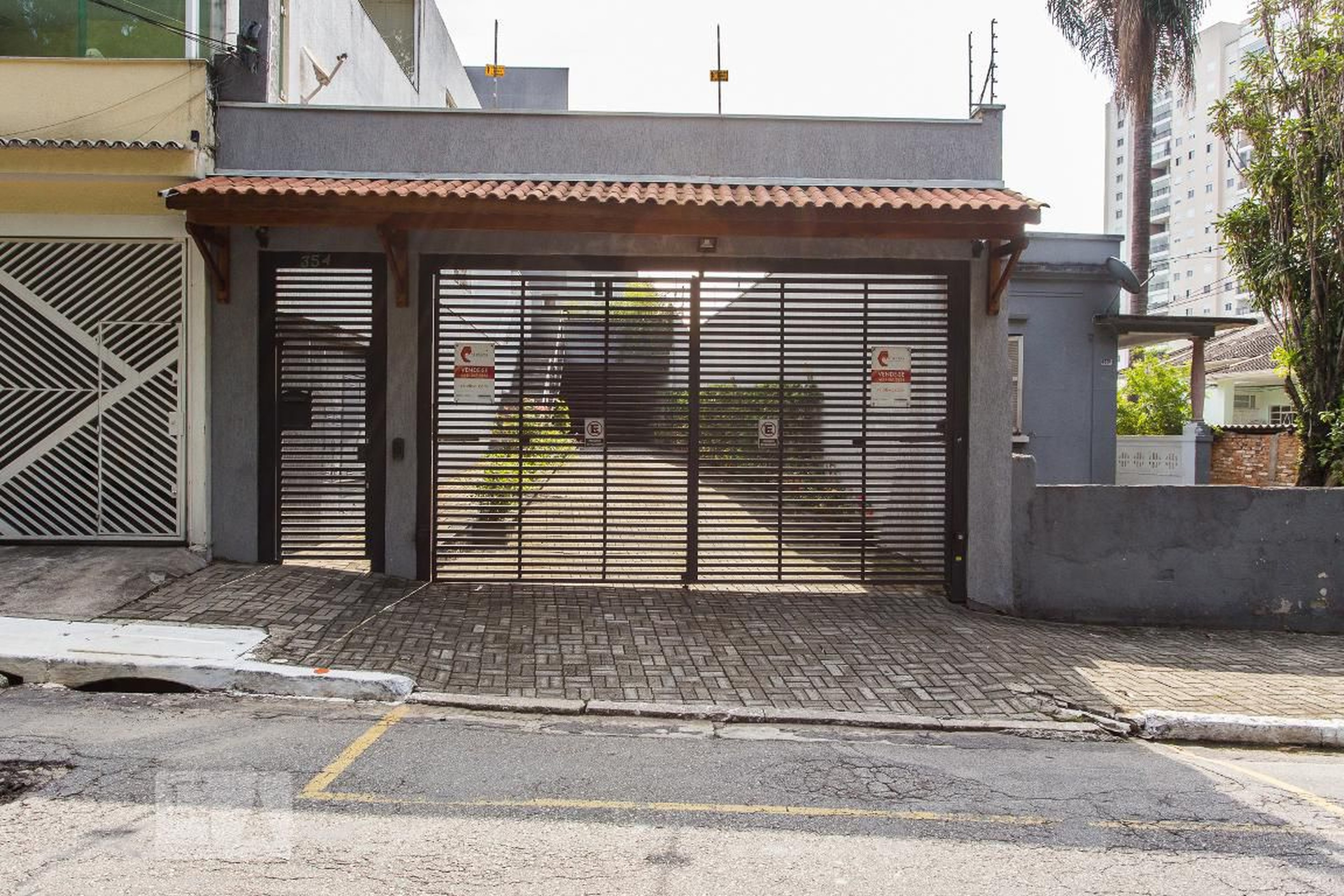 Fachada do Condomínio Residencial  Tuiuti