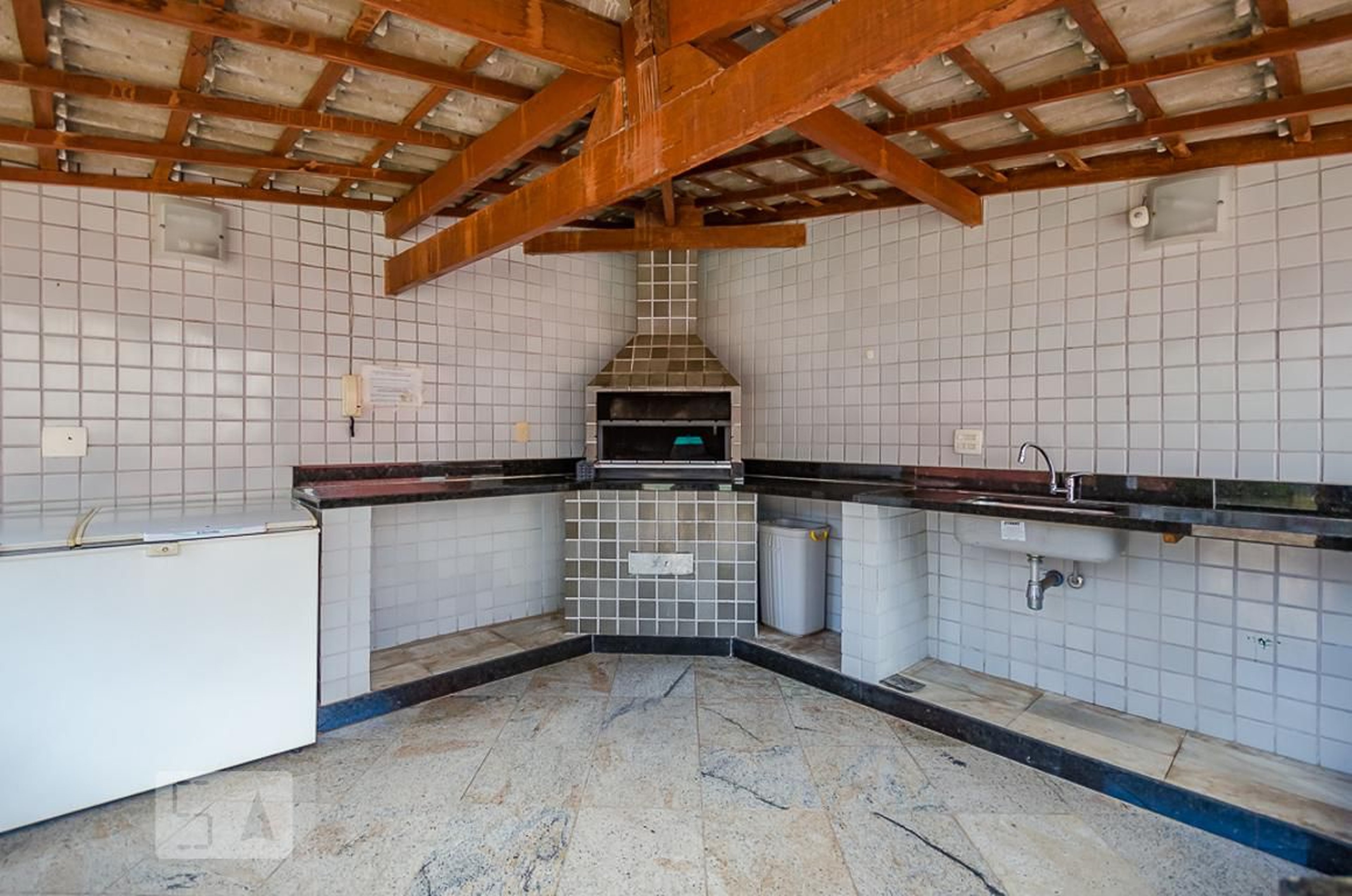 Churrasqueira - Edifício Flávio Cansado Filho