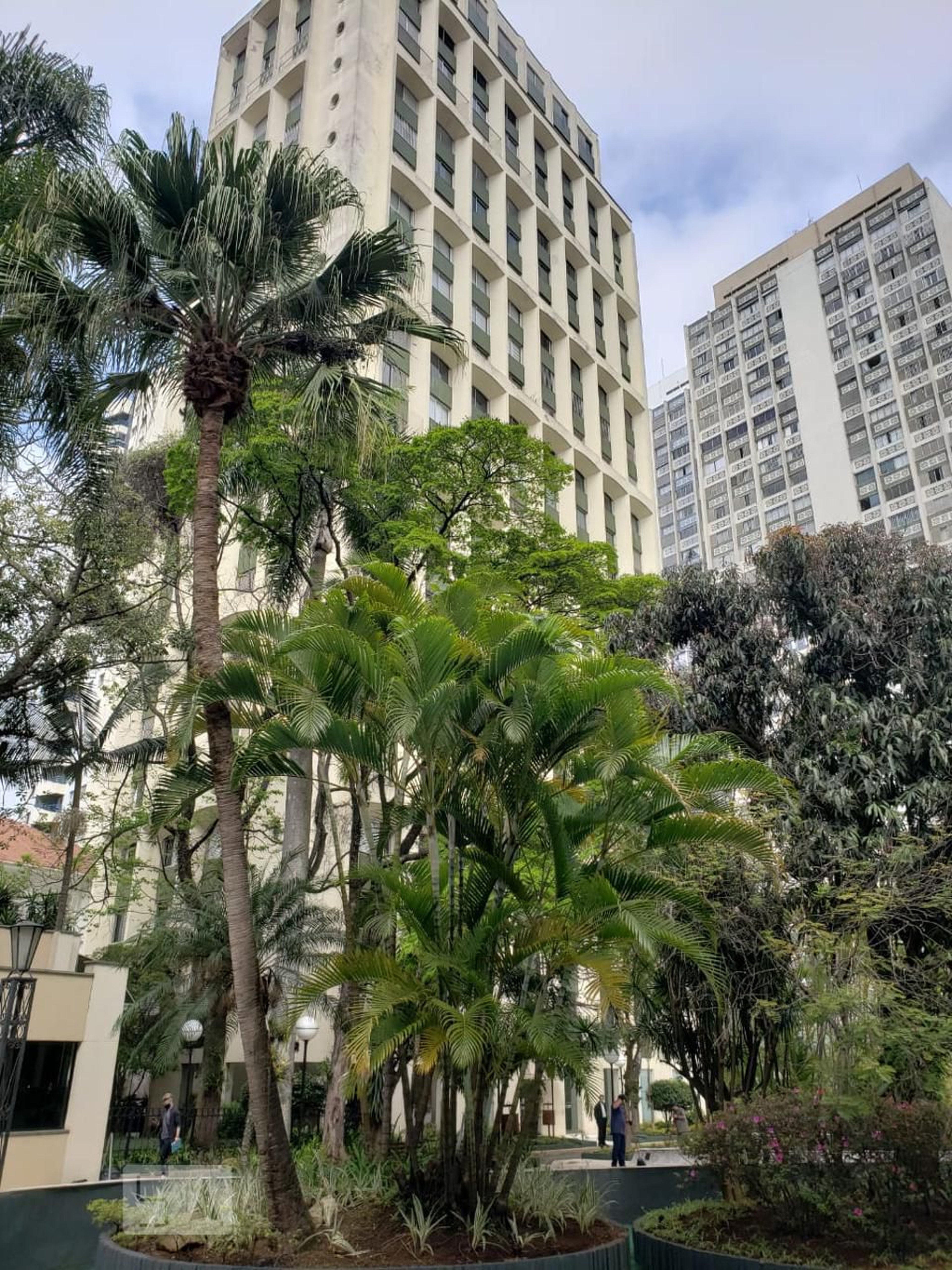 Fachada do Condomínio Edifício Praça dos Franceses