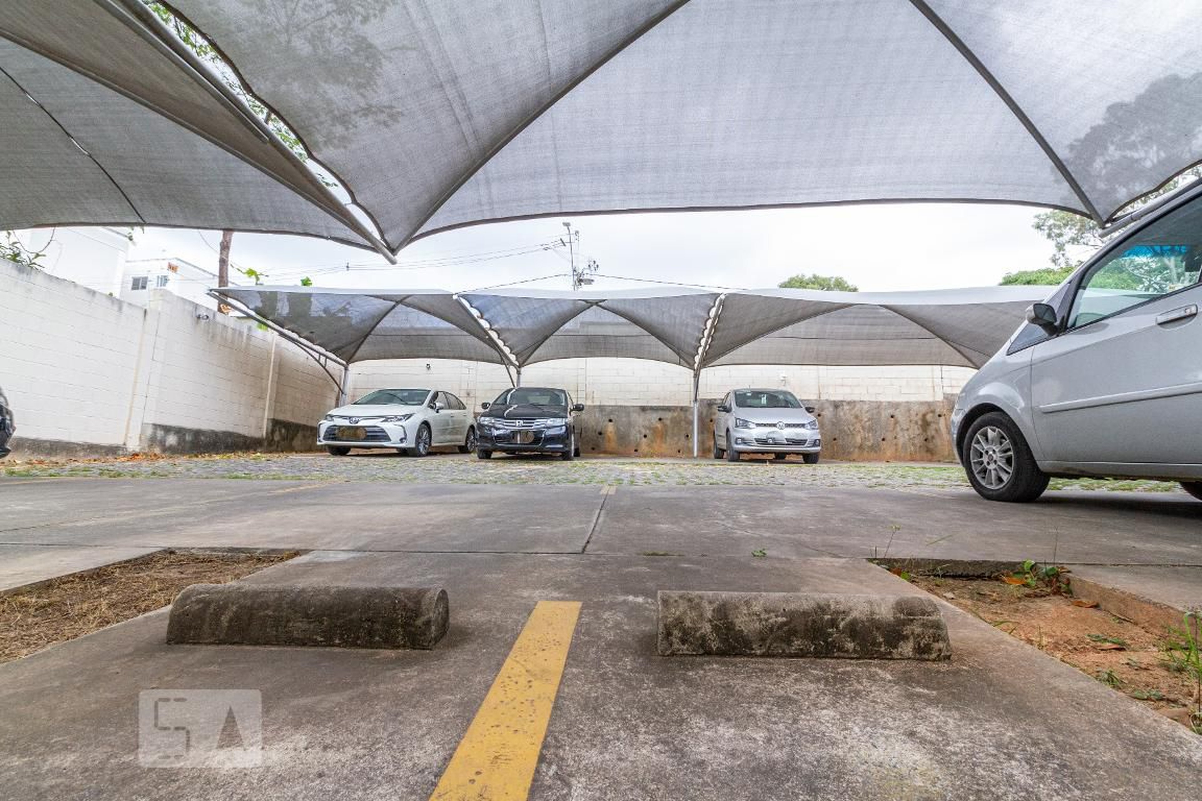 estacionamento - Residencial Merindiva