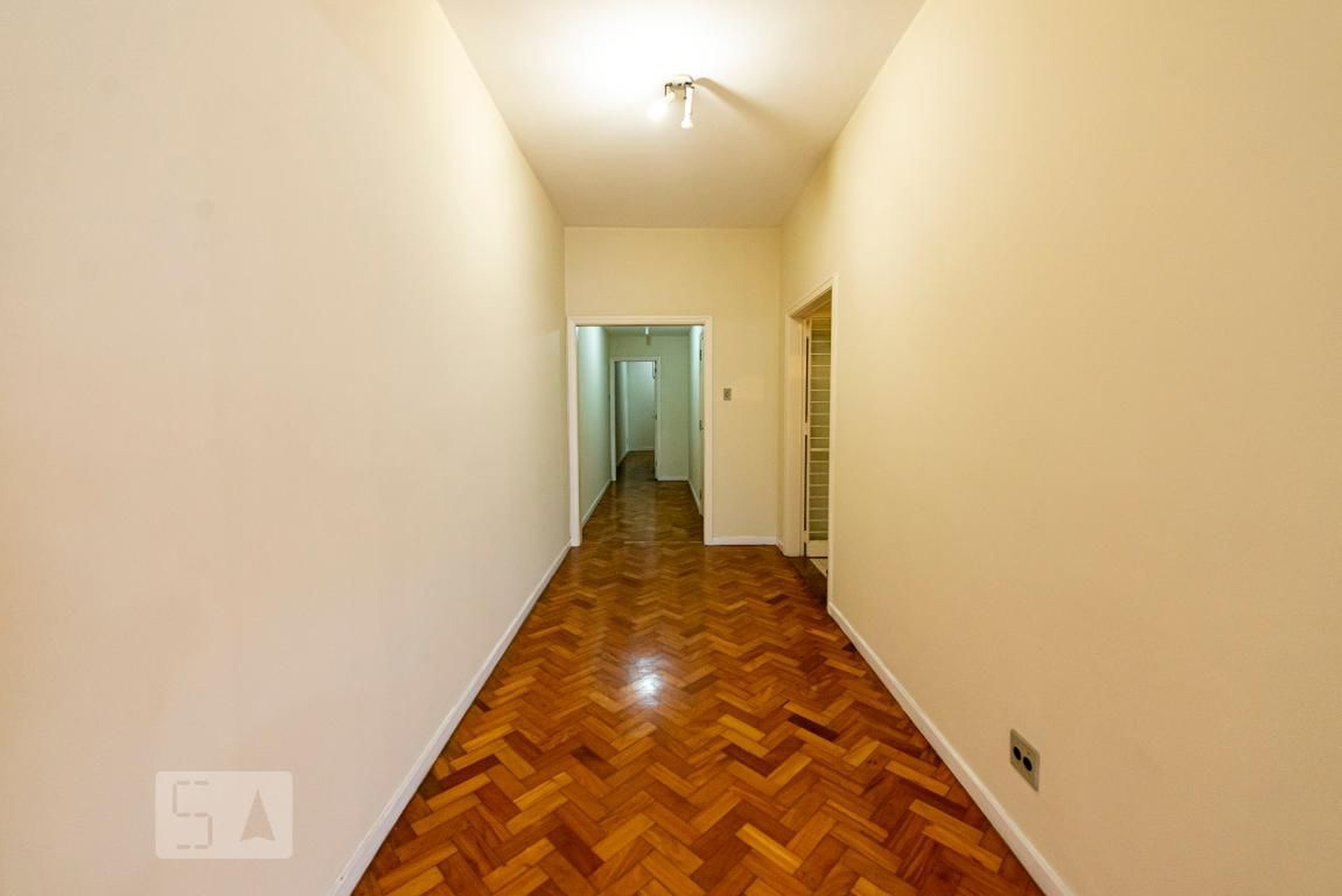 Hall de Entrada Condomínio Hermitage