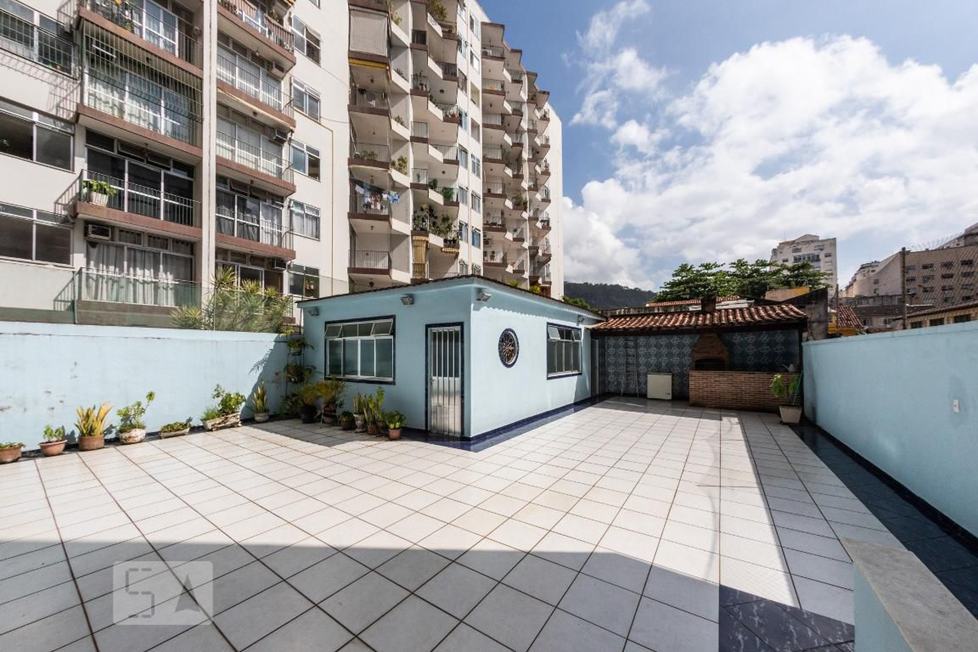 Playground Condomínio em Rua Voluntários da Pátria, 128