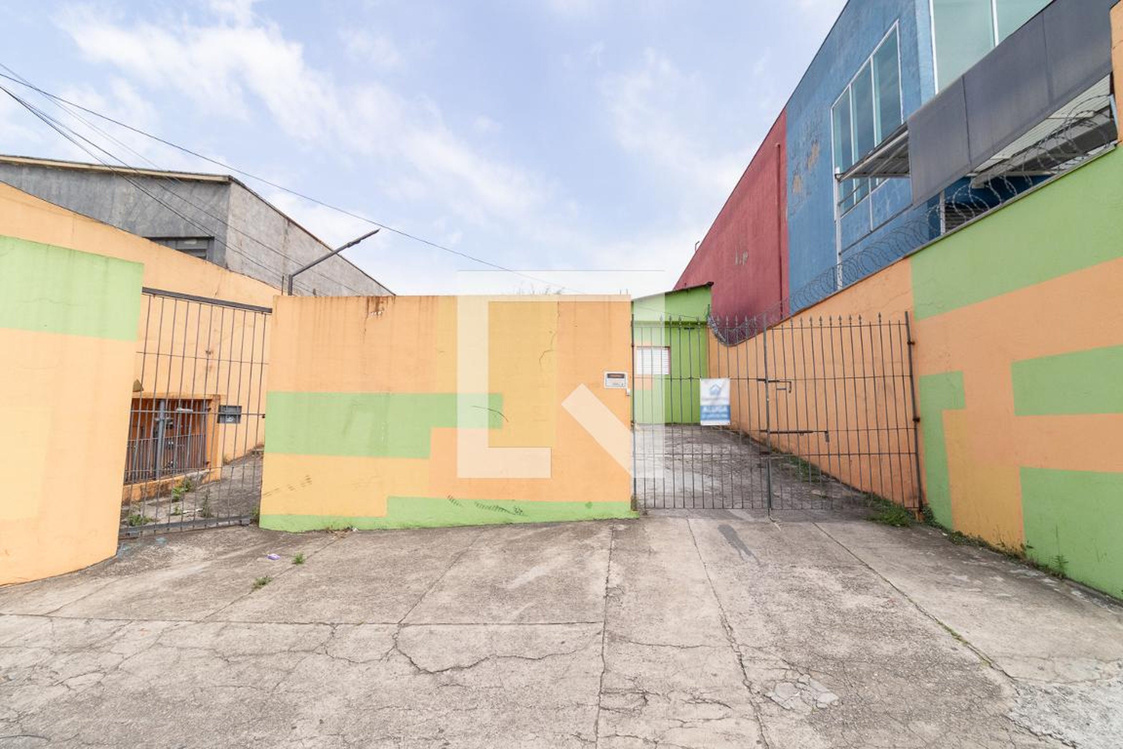 Fachada Condomínio em Avenida Amador Bueno da Veiga, 4091