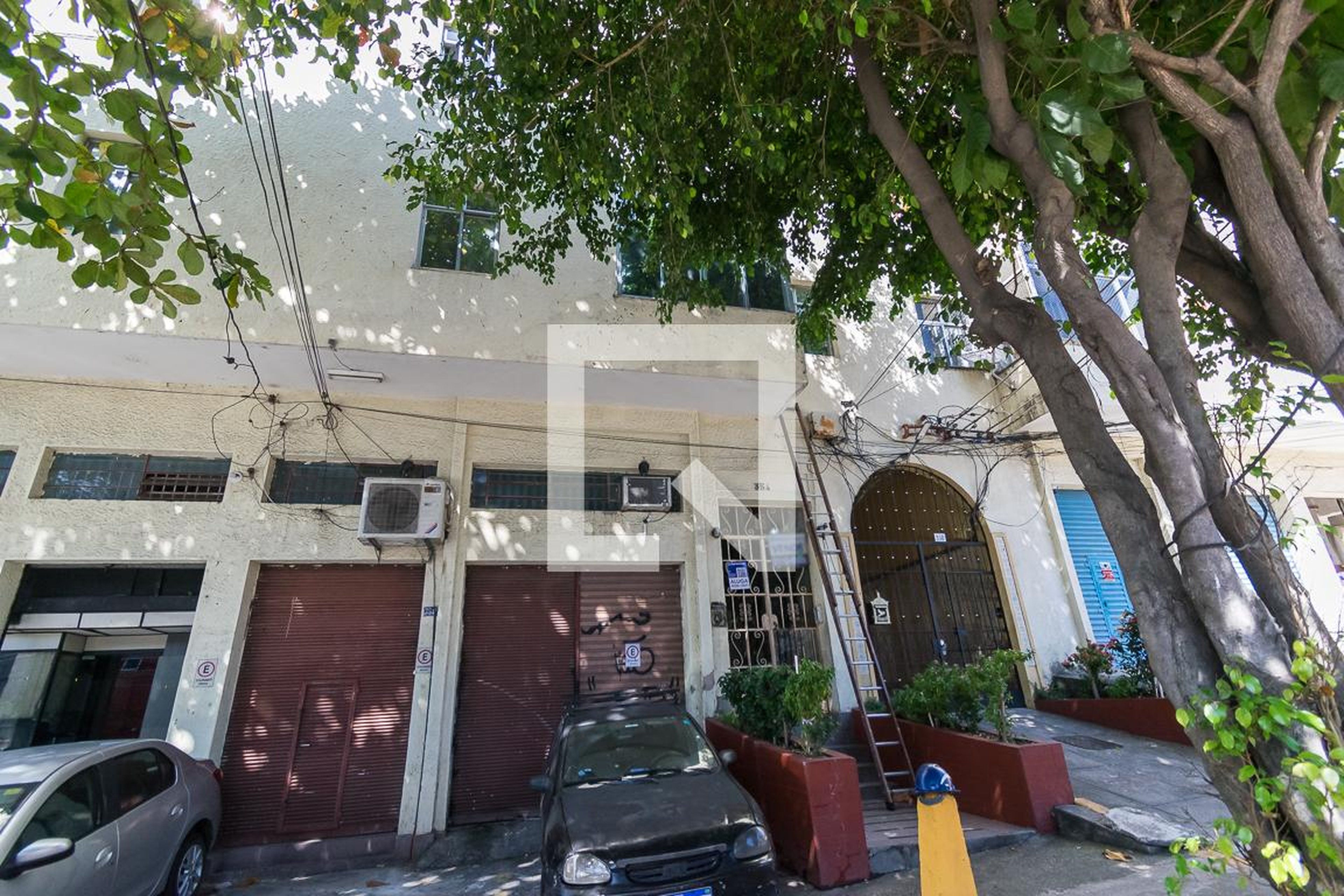 Fachada do Prédio Condomínio em Avenida Londres, 354