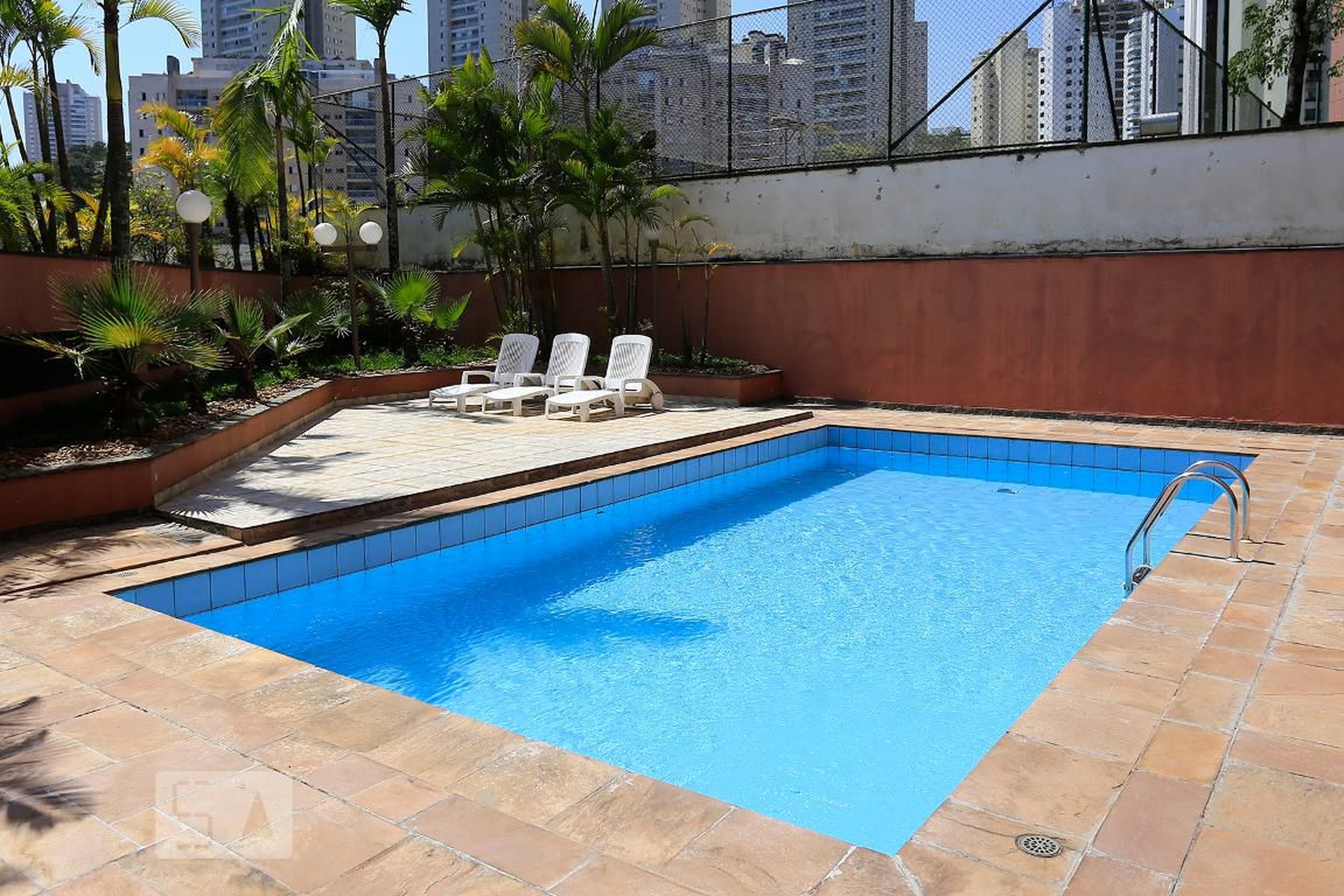 Piscina - Edifício Tivoli