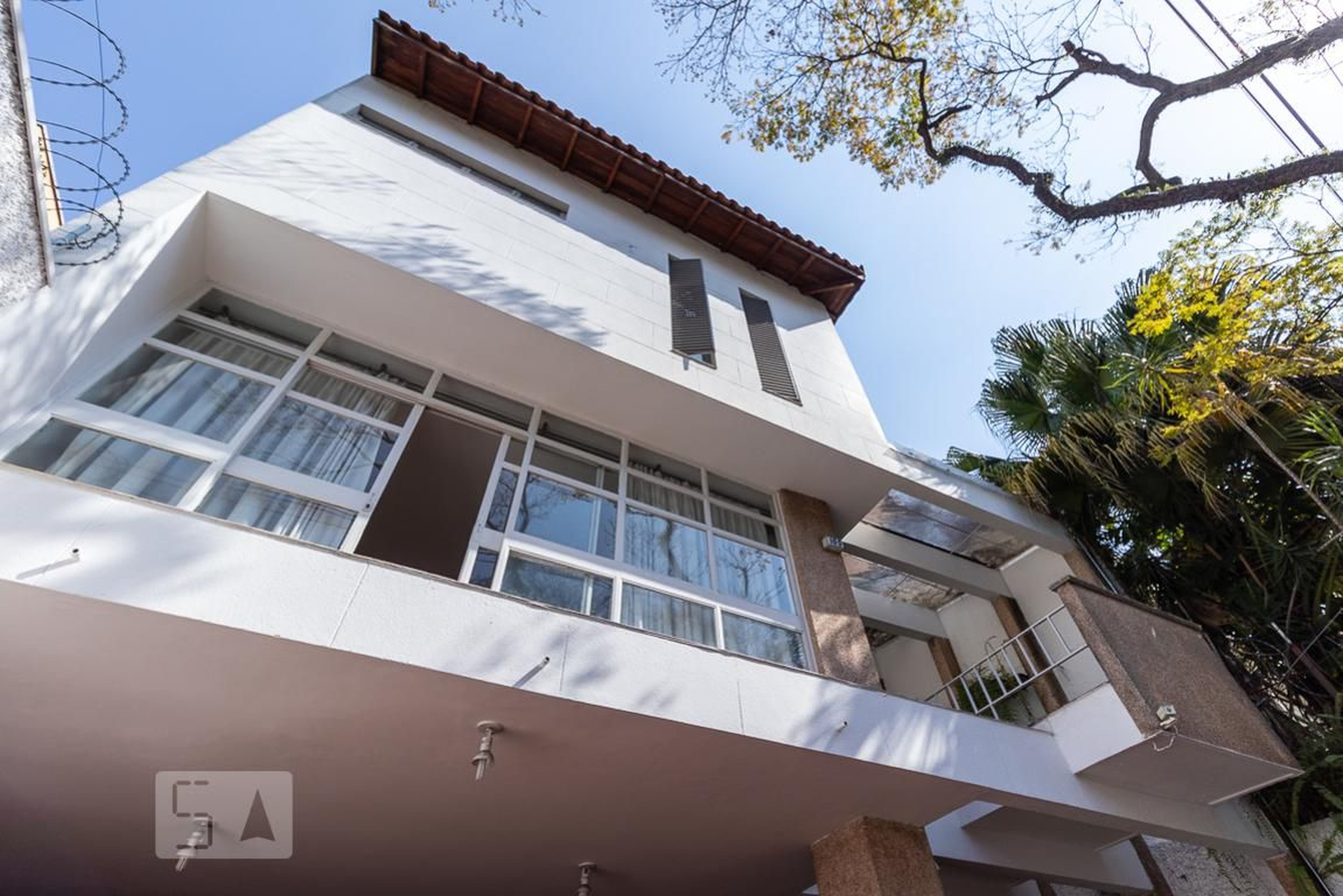 Fachada Condomínio em Rua Zaira, 100