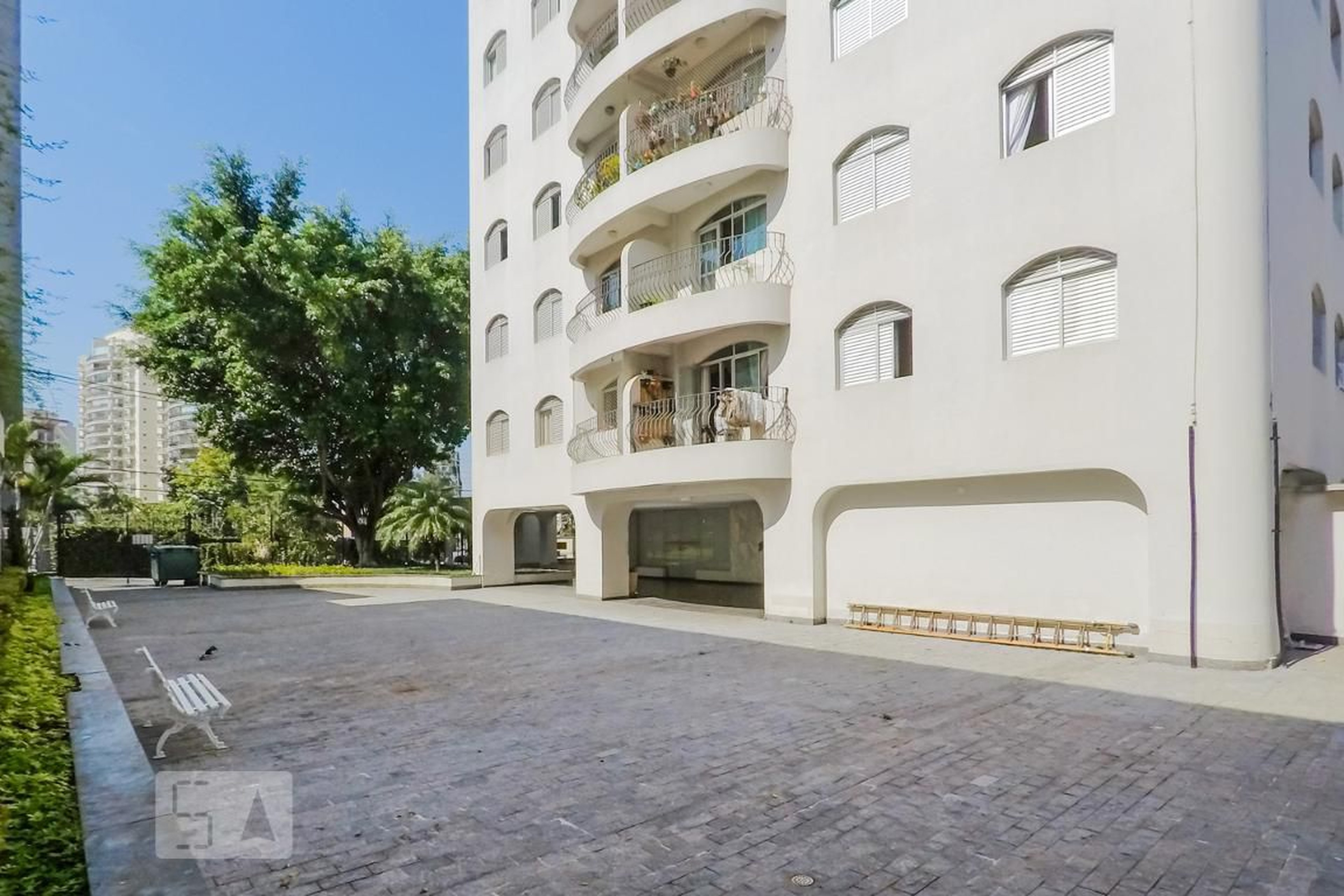 Área Externa - Edifício Rio D'Ouro