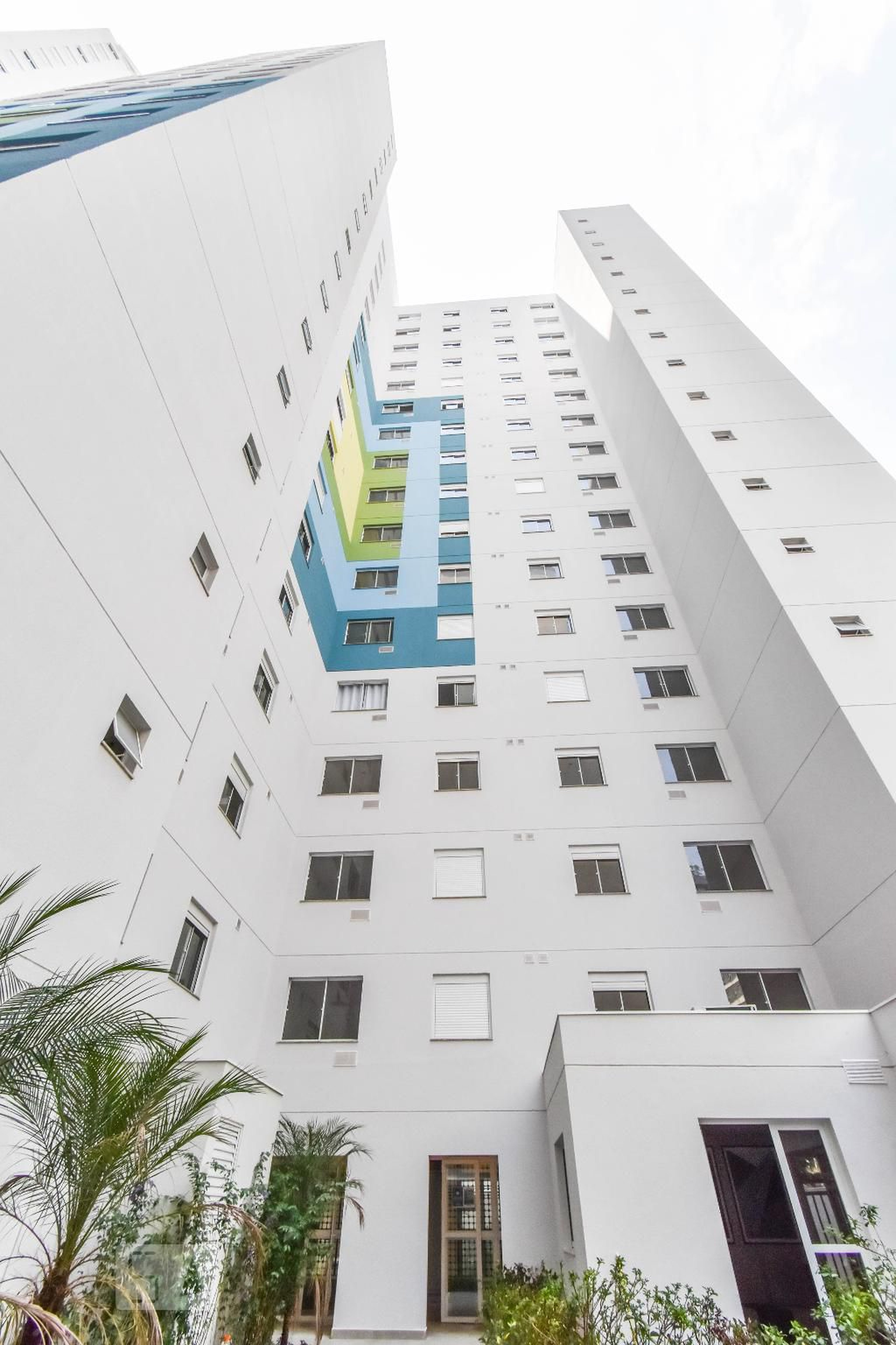 Fachada Condomínio em Avenida Nove de Julho, 344