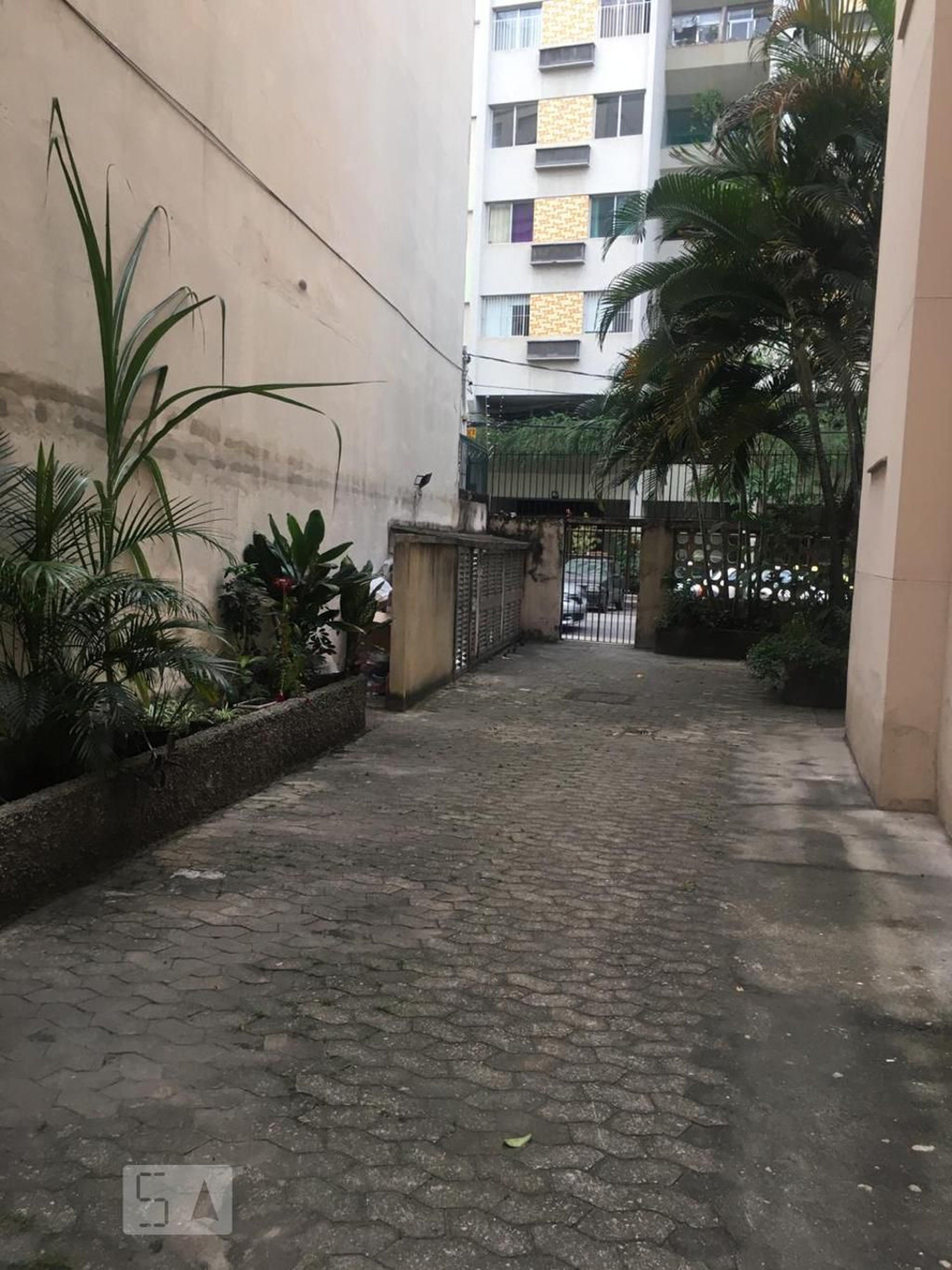 Condomínio Edifício Letharo