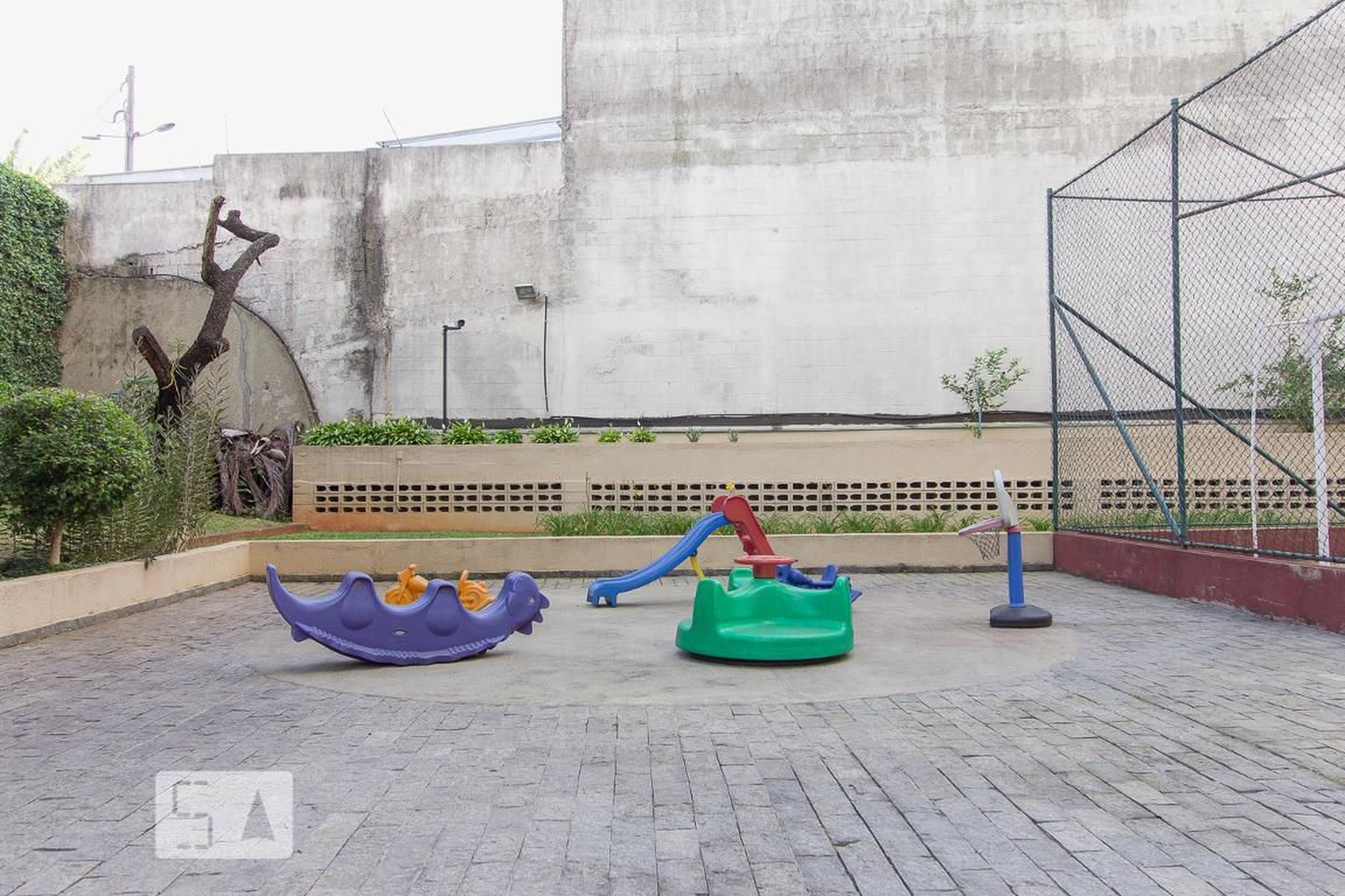 Playground - Edifício Velazzques