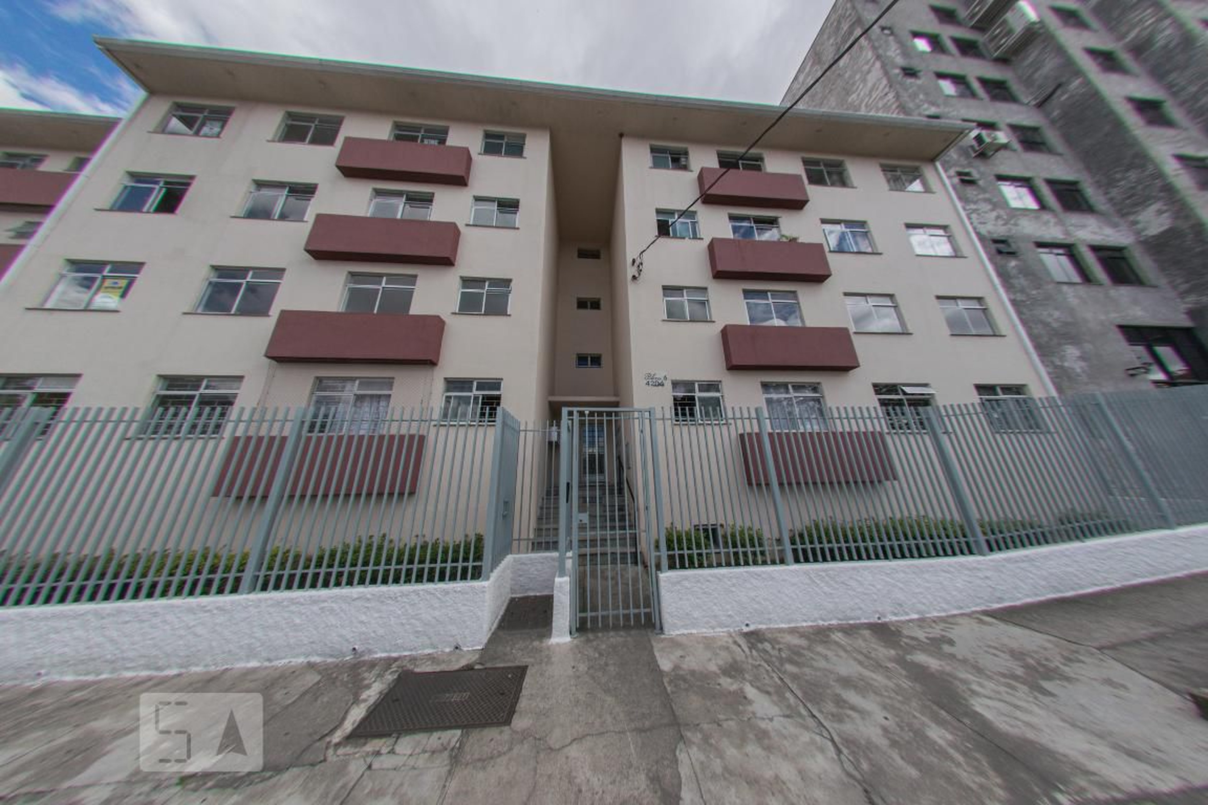 Fachada Condomínio em Avenida da República, 4204