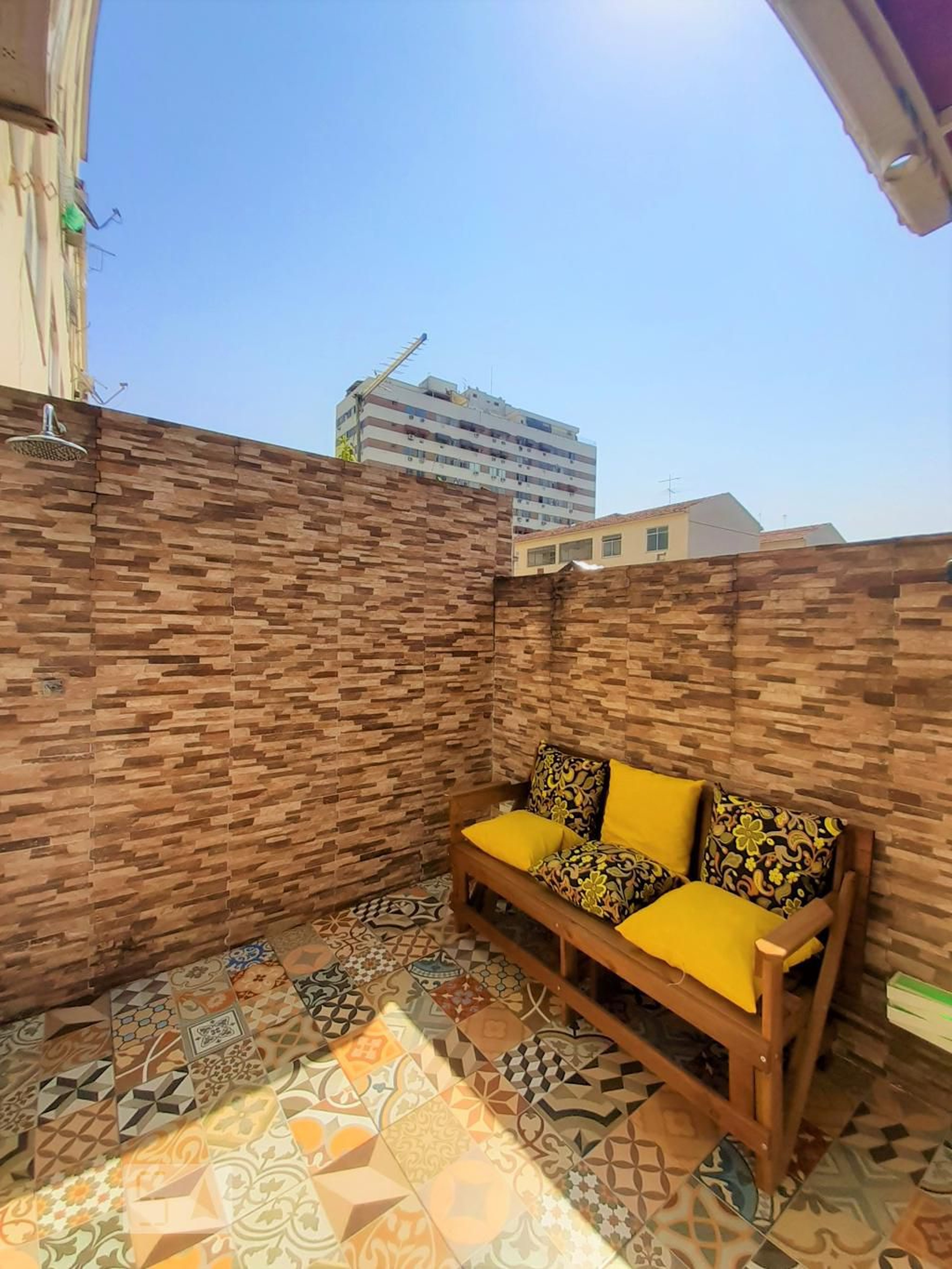 Área Externa - Edifício Henrique Dias