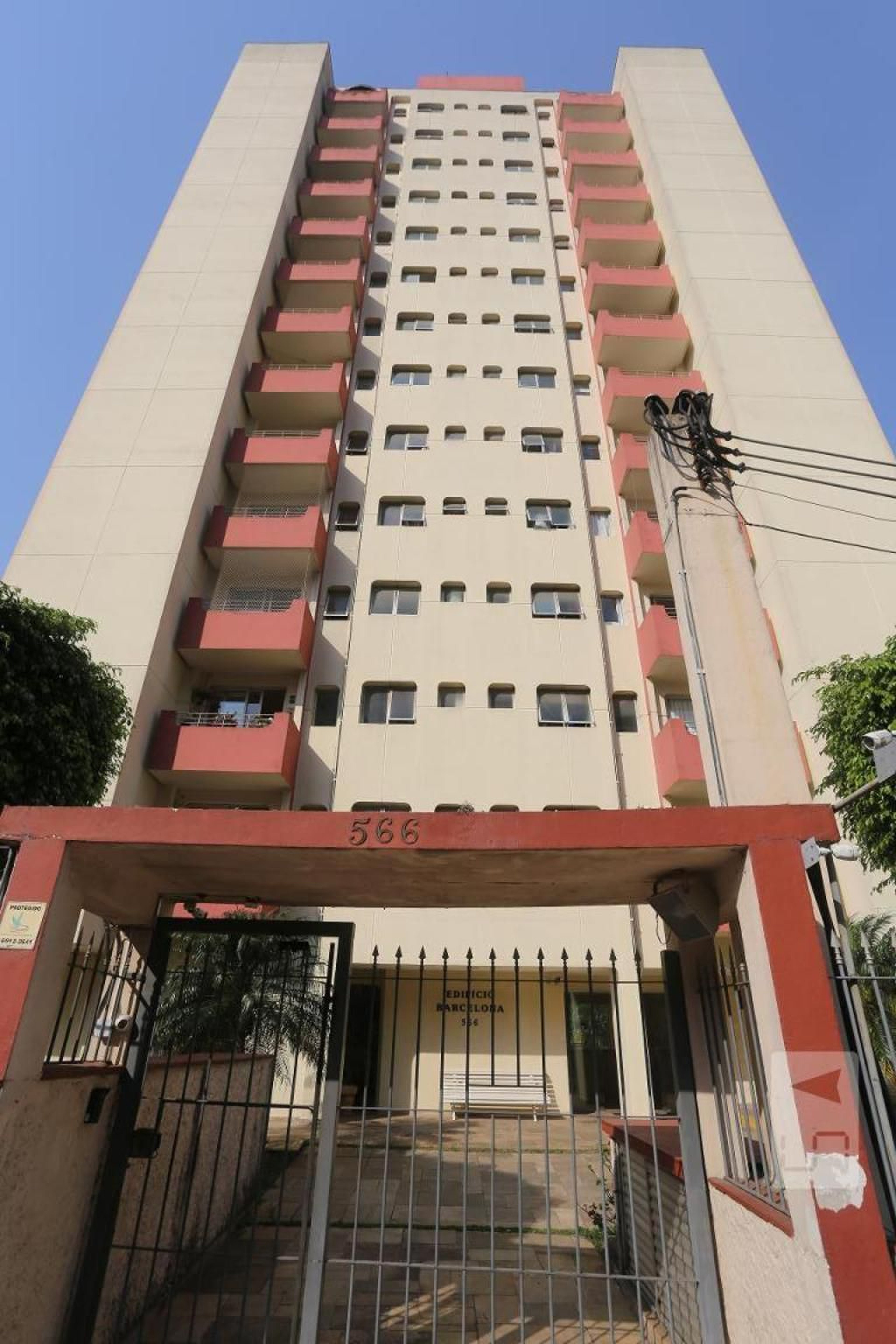 Fachada do Predio Condomínio Barcelona