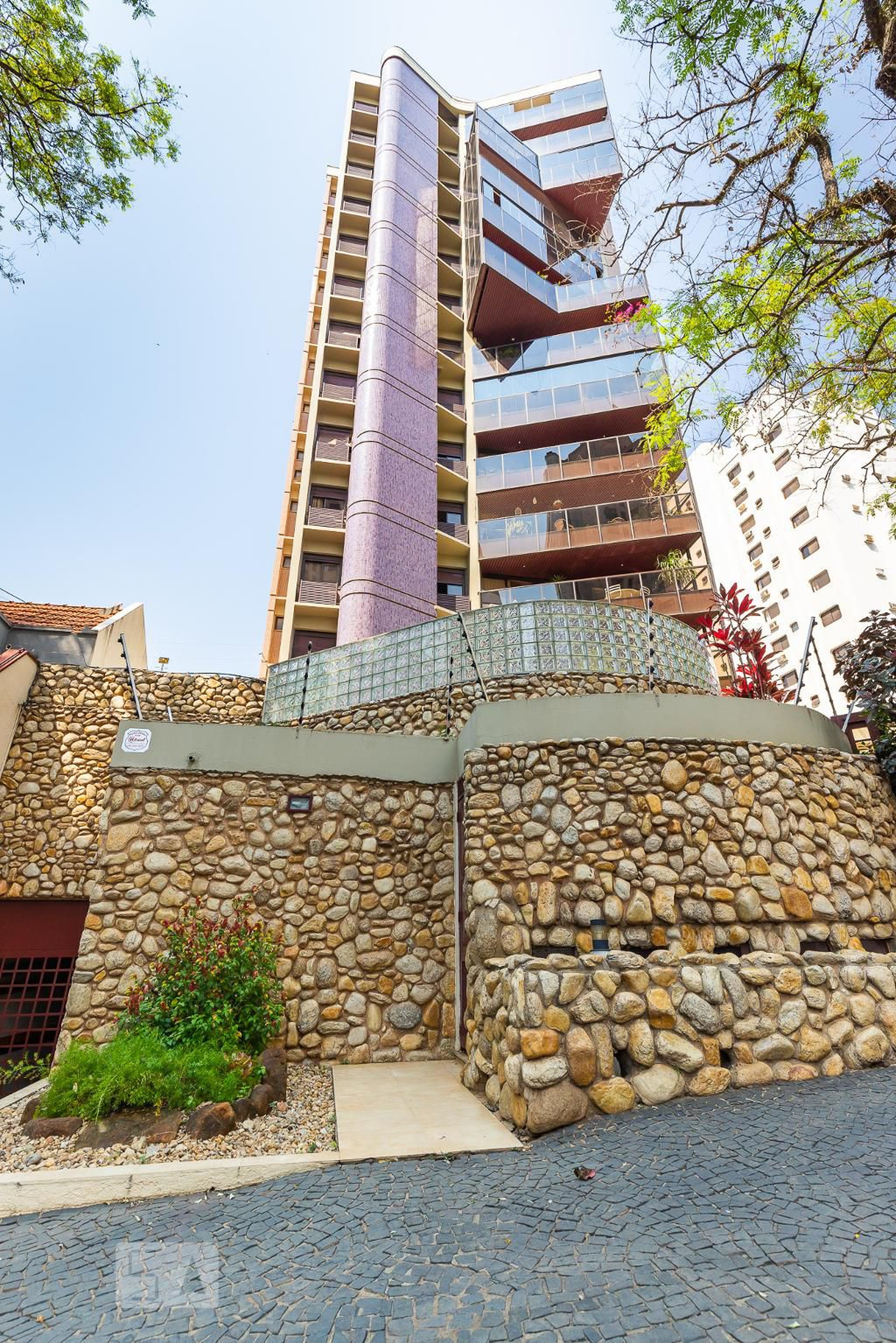 Fachada Condomínio em Rua General Osório, 1982