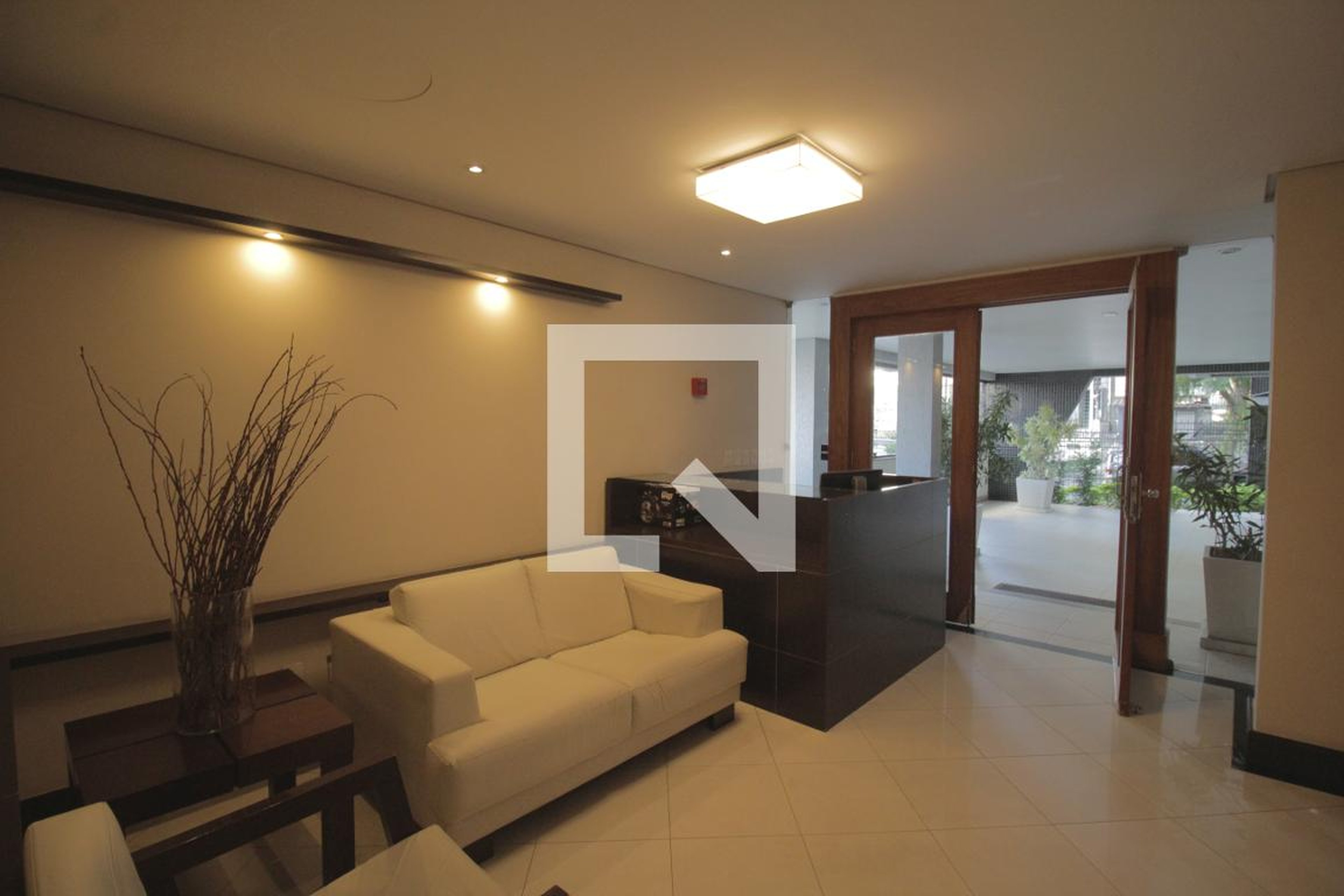 Hall de entrada - Puerto de Alcalá