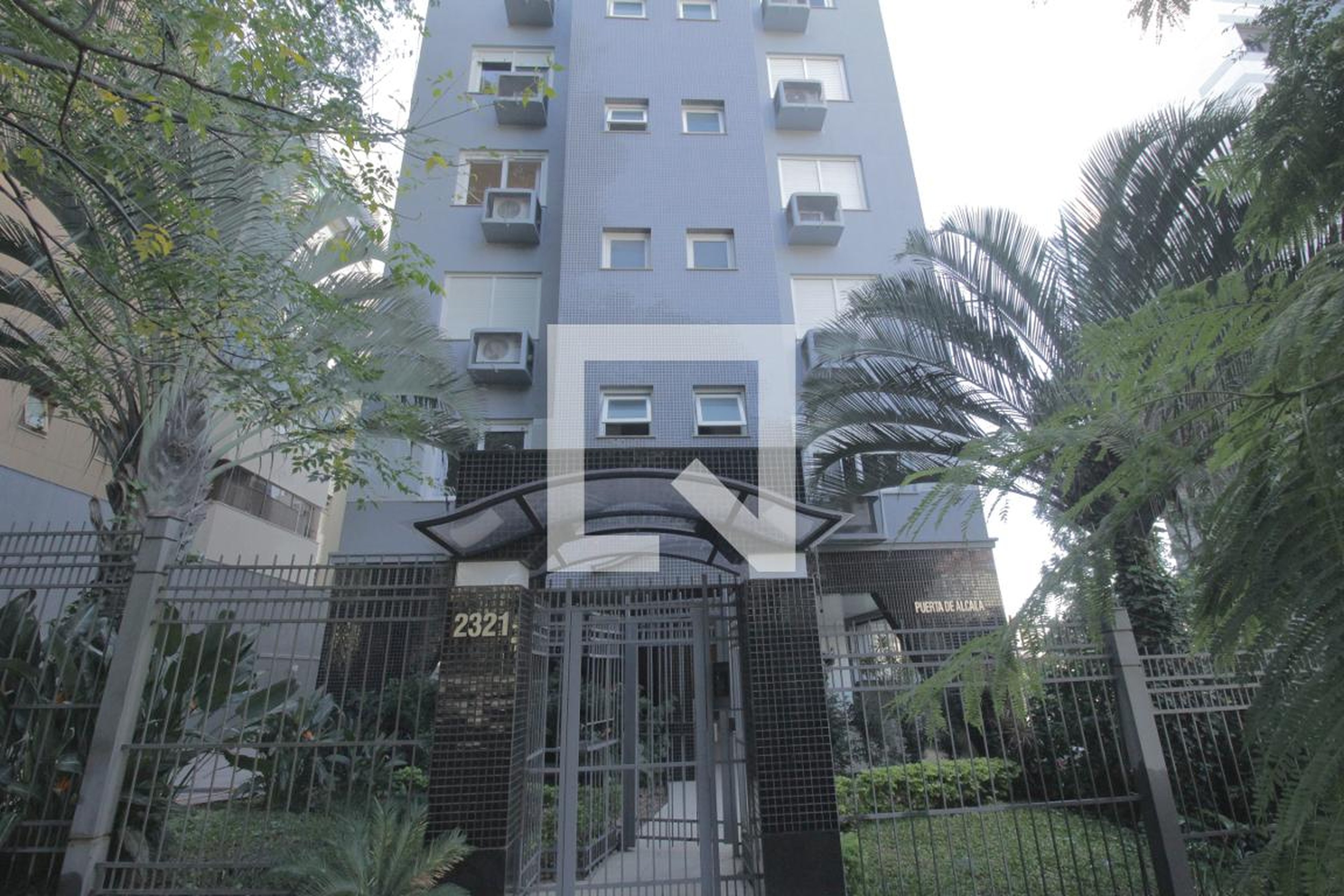 Fachada do Prédio Condomínio Puerto de Alcalá