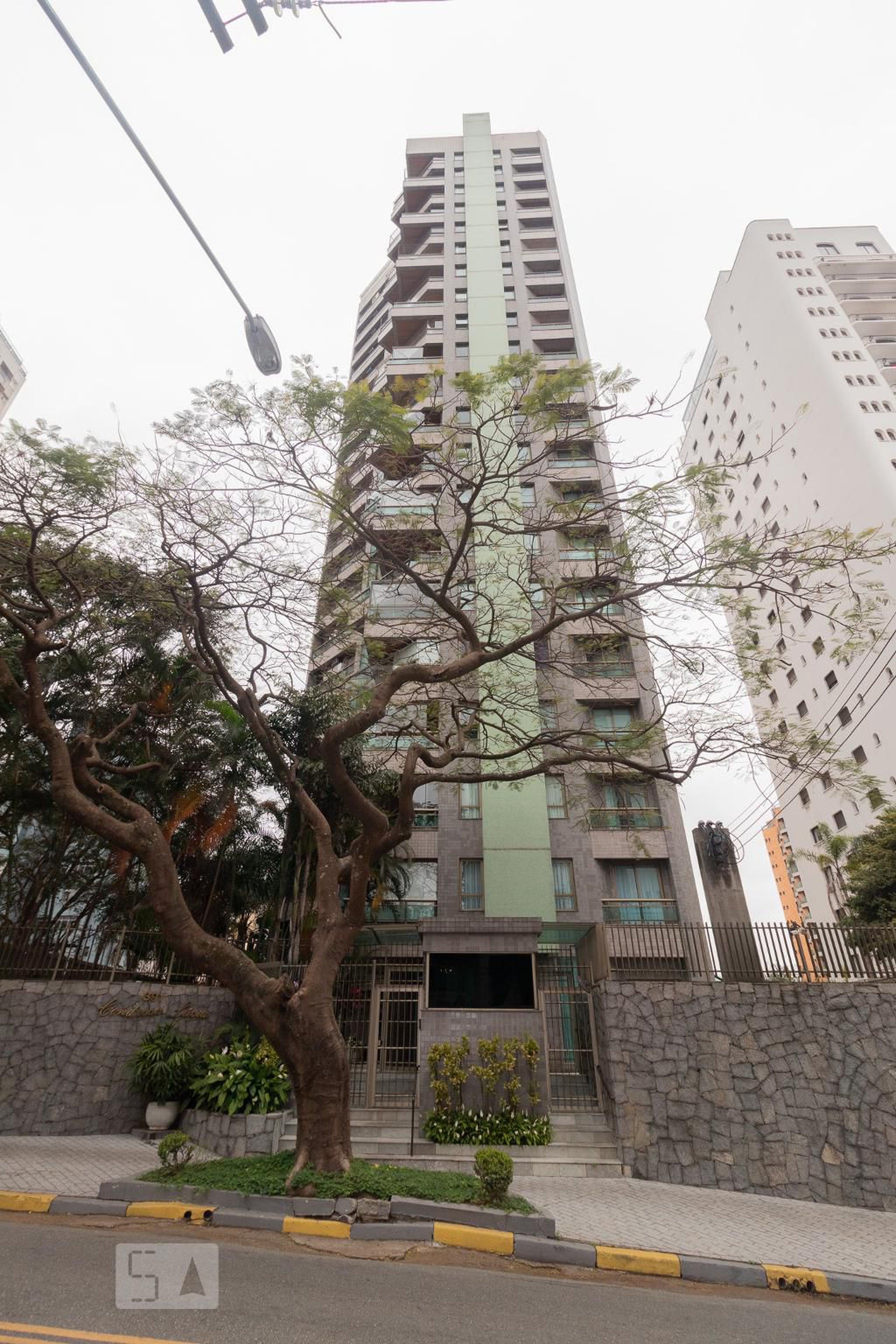 Edifício Condomínio essa Lucia