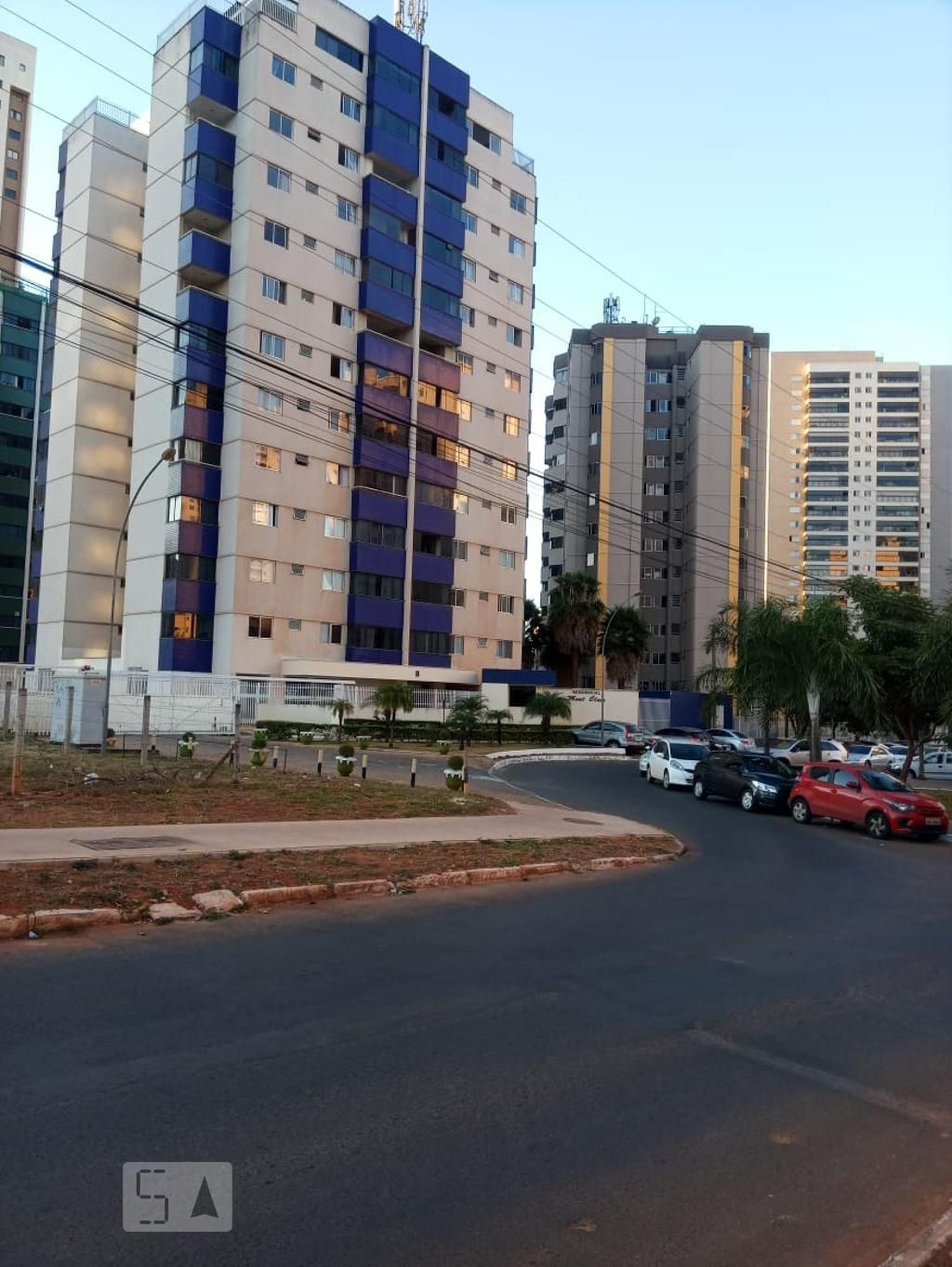 Fachada Condomínio em Quadra 207, 3