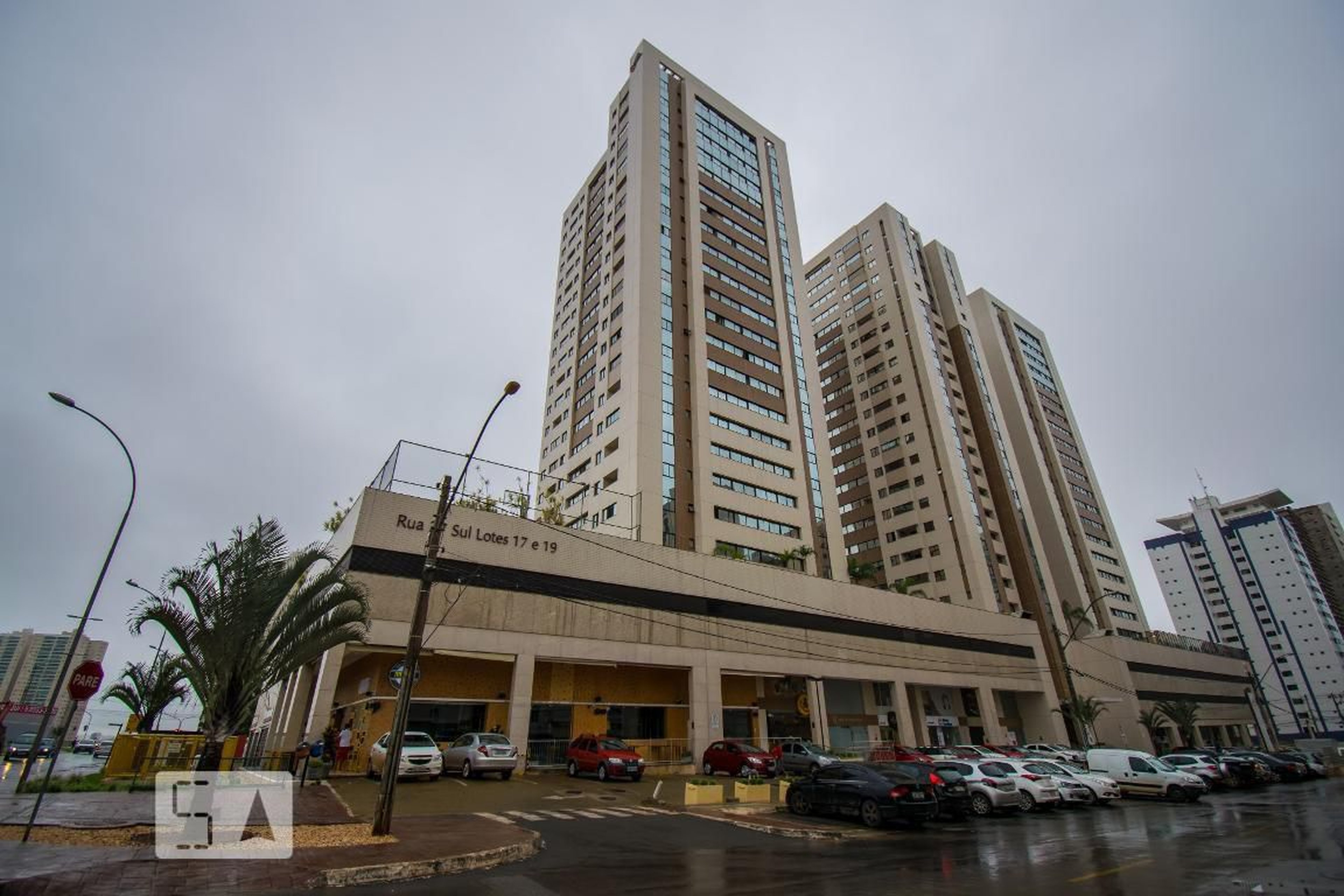 Fachada Condomínio Real Celebration Life Club