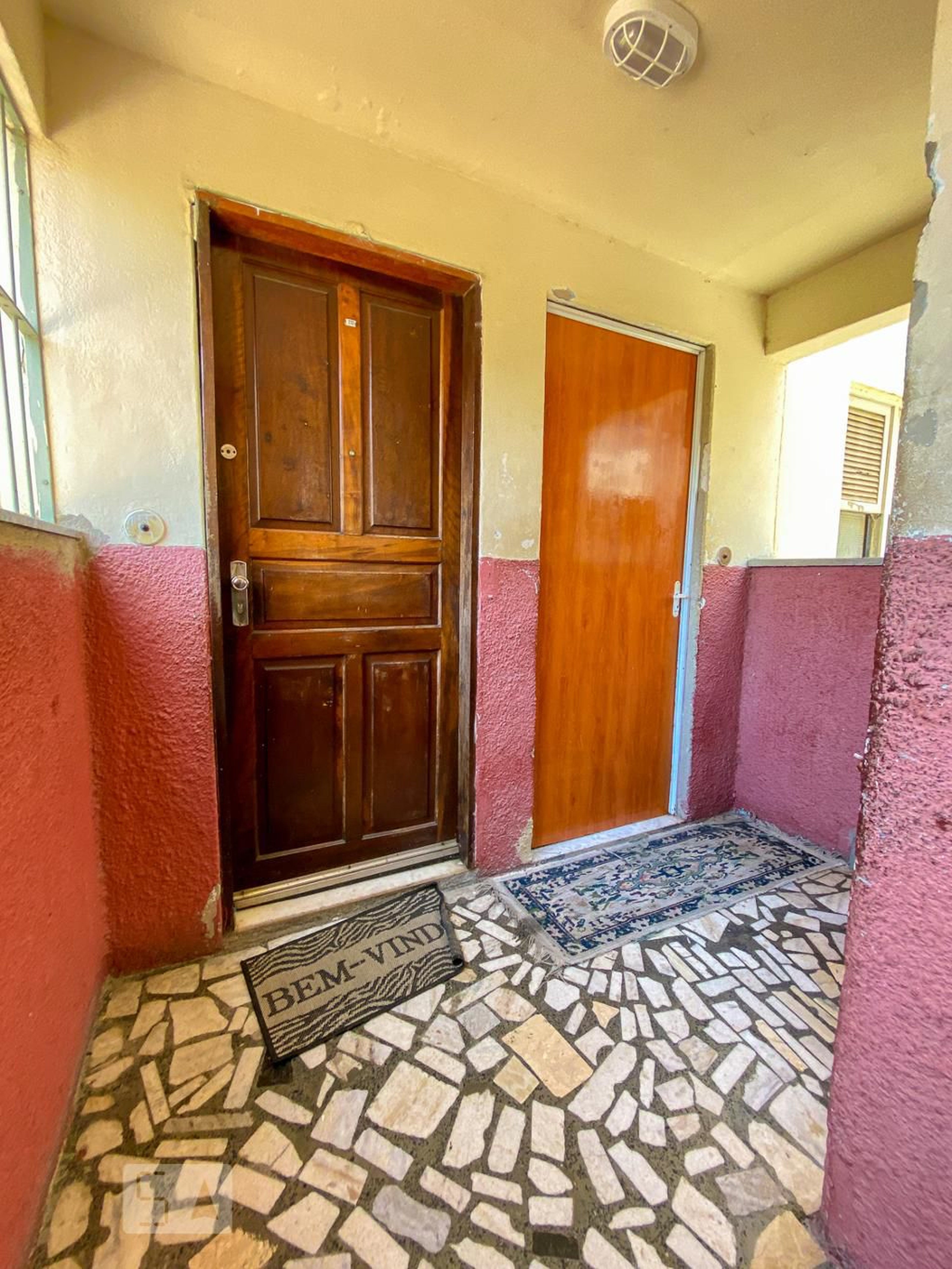 Entrada - Romero Zander, 218