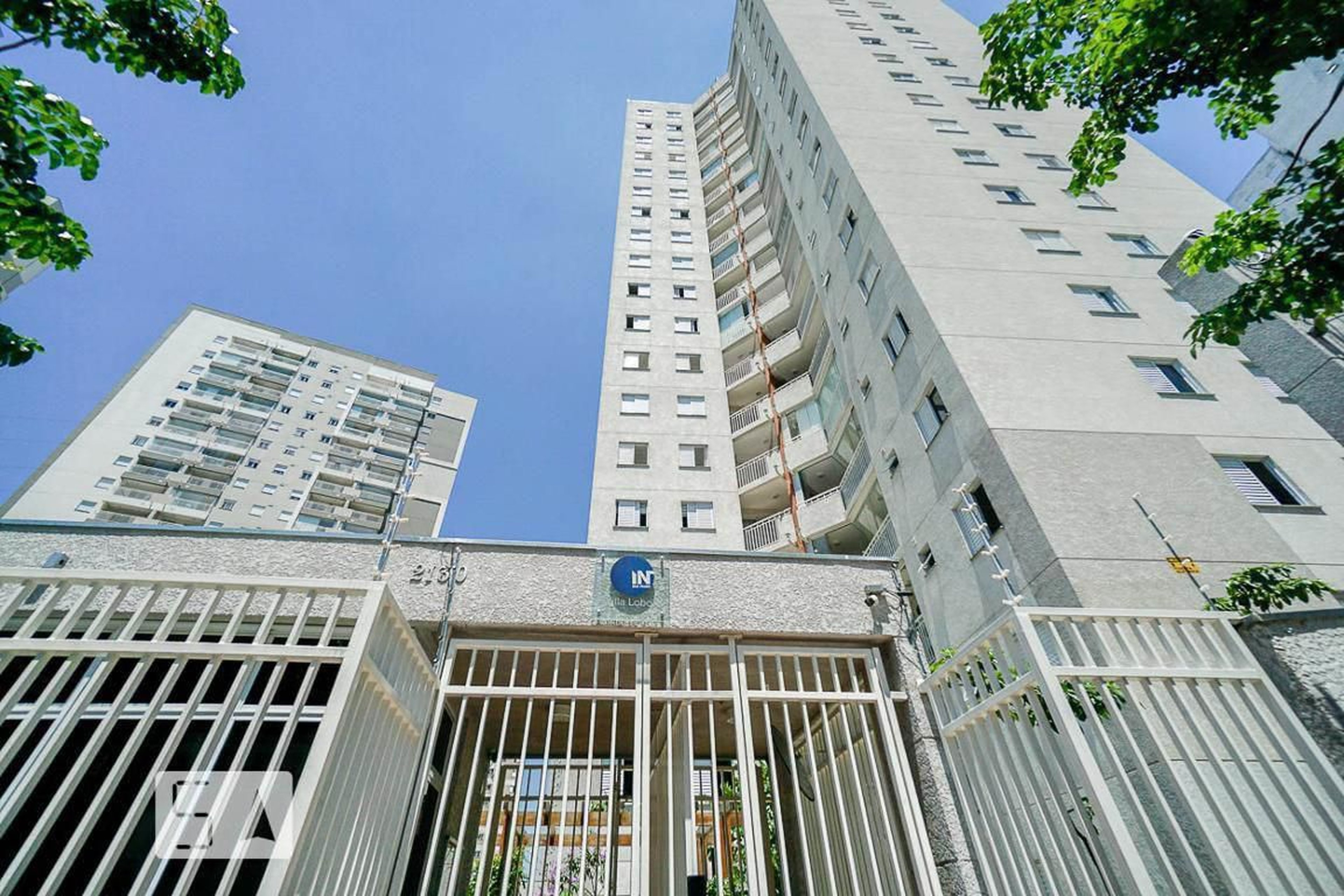 Fachada do Condomínio Condomínio em Rua Ibitirama, 6